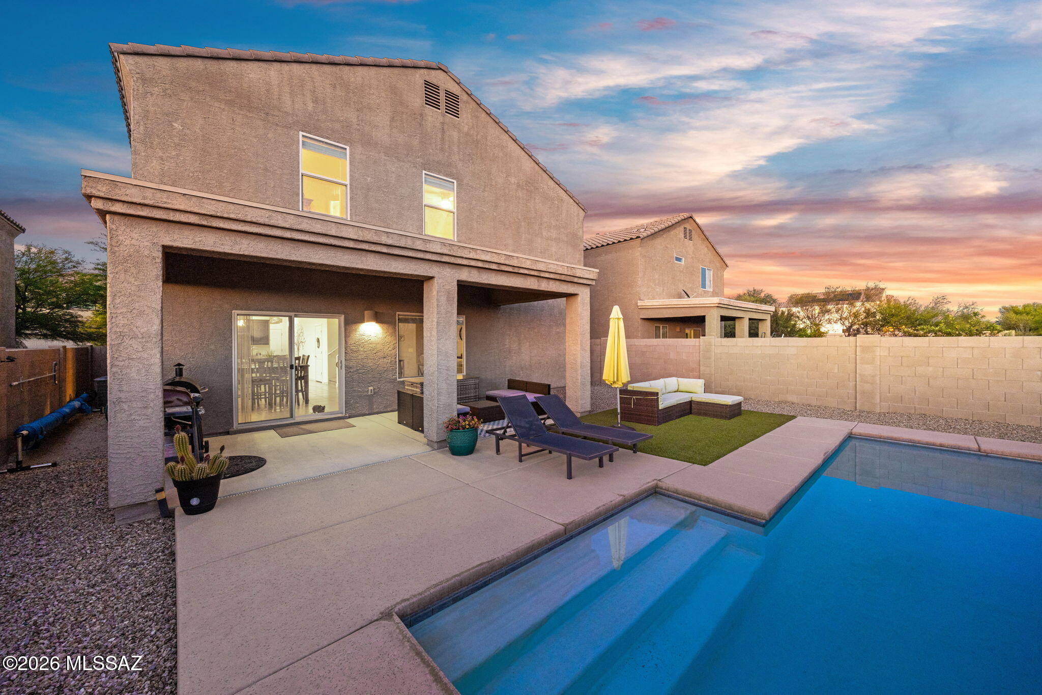 Vista Del Lago Norte SQ20140780198 - Residential