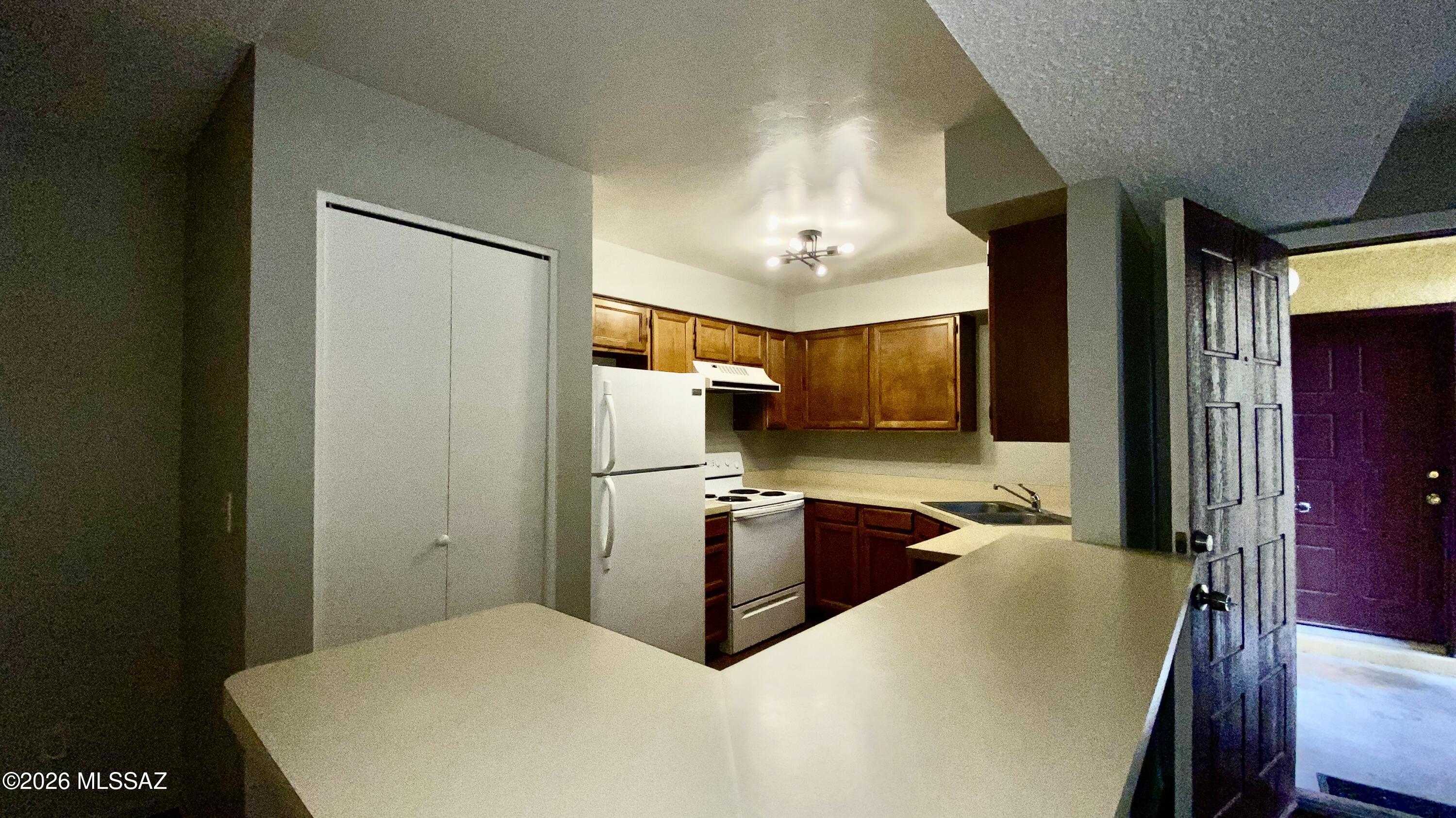 Woodland Place Condominiums (101-152, 201-252) - Residential