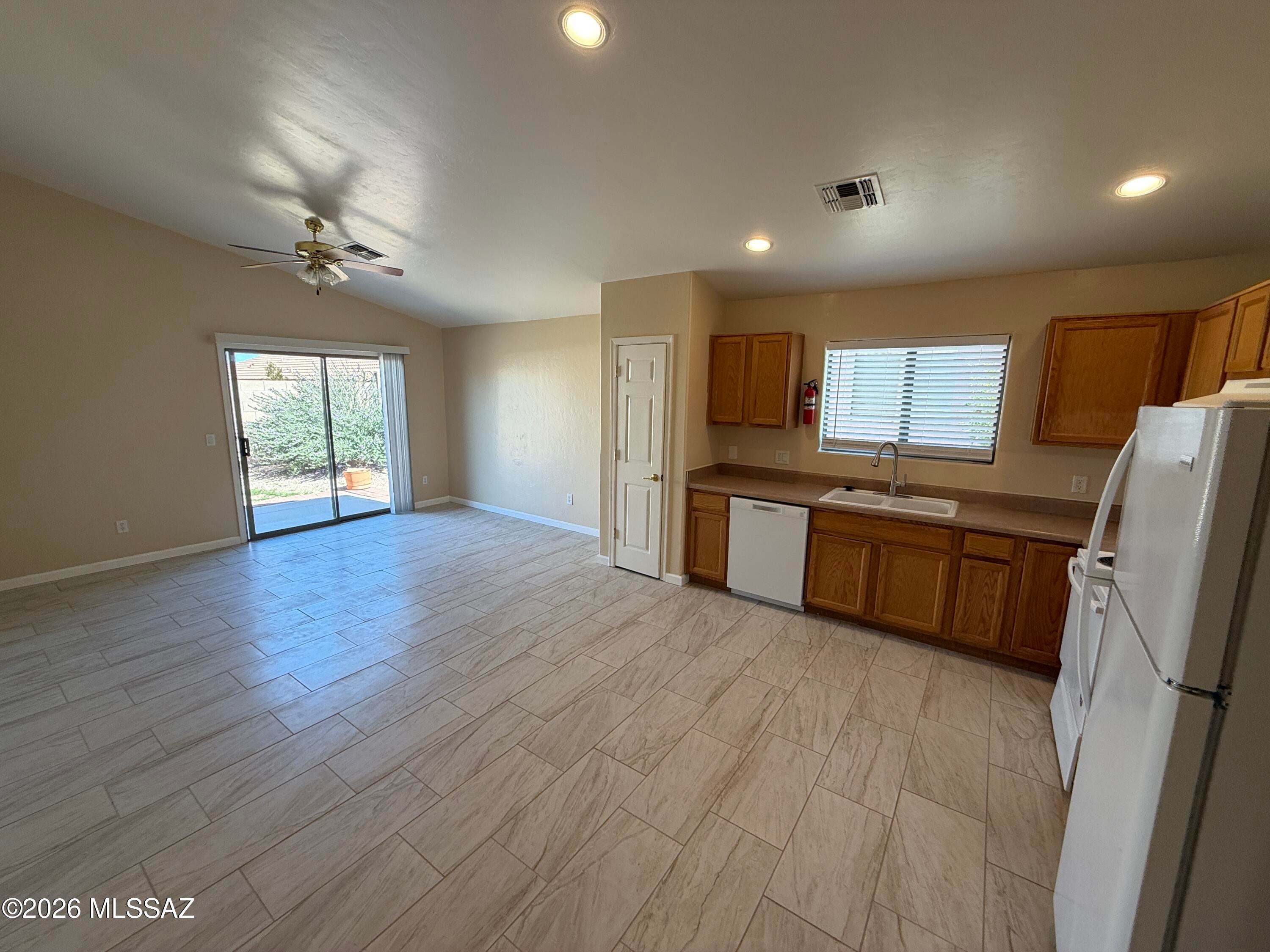 Santa Rita Estates (1-32) - Residential Lease