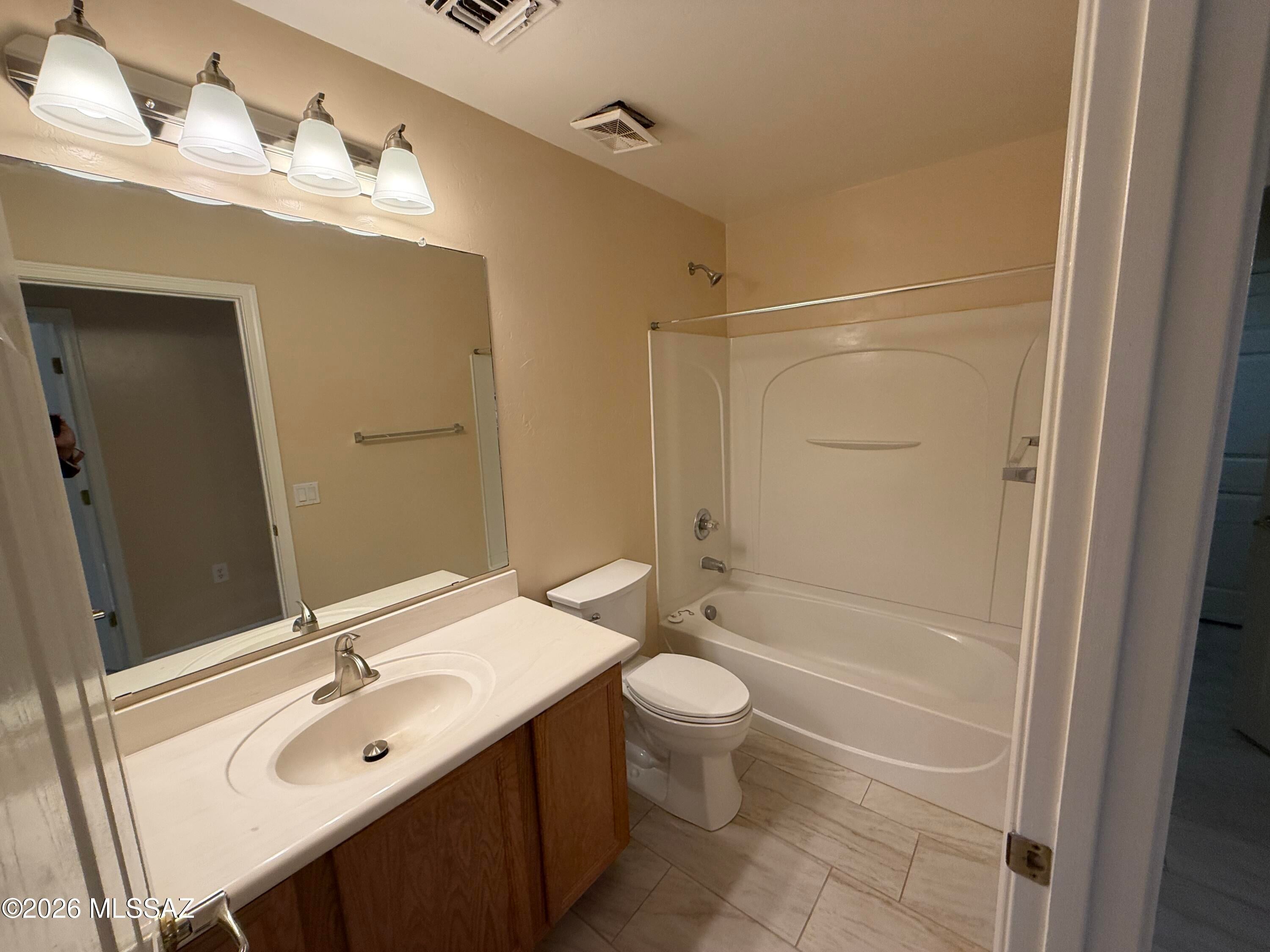 Santa Rita Estates (1-32) - Residential Lease