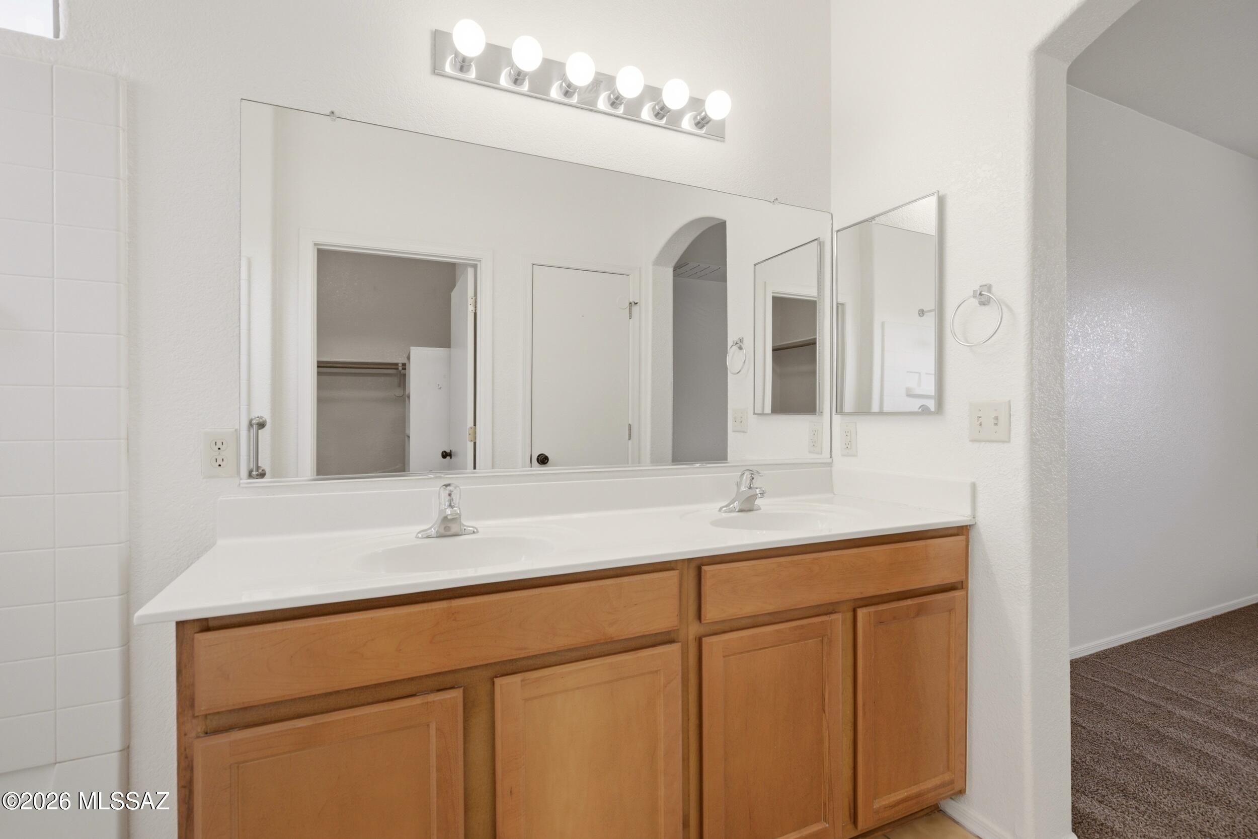 Presidio Vista (1-36, 118-181) - Residential