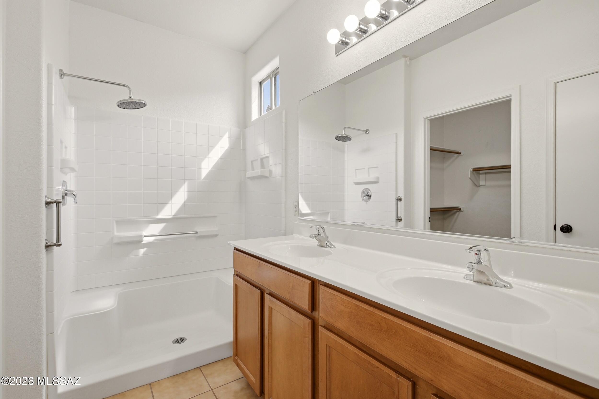 Presidio Vista (1-36, 118-181) - Residential