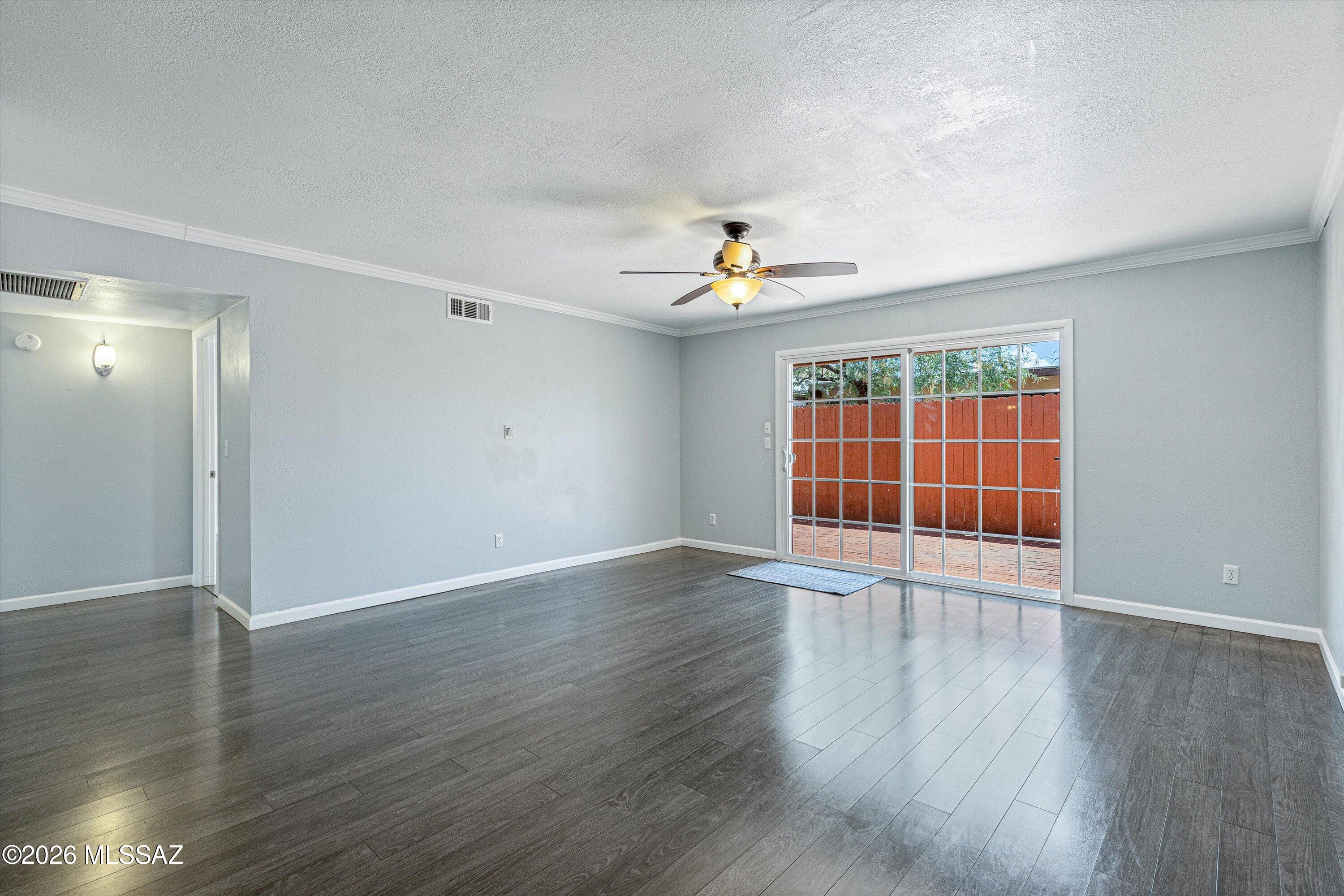 Pantano Park Townhouses - Residential