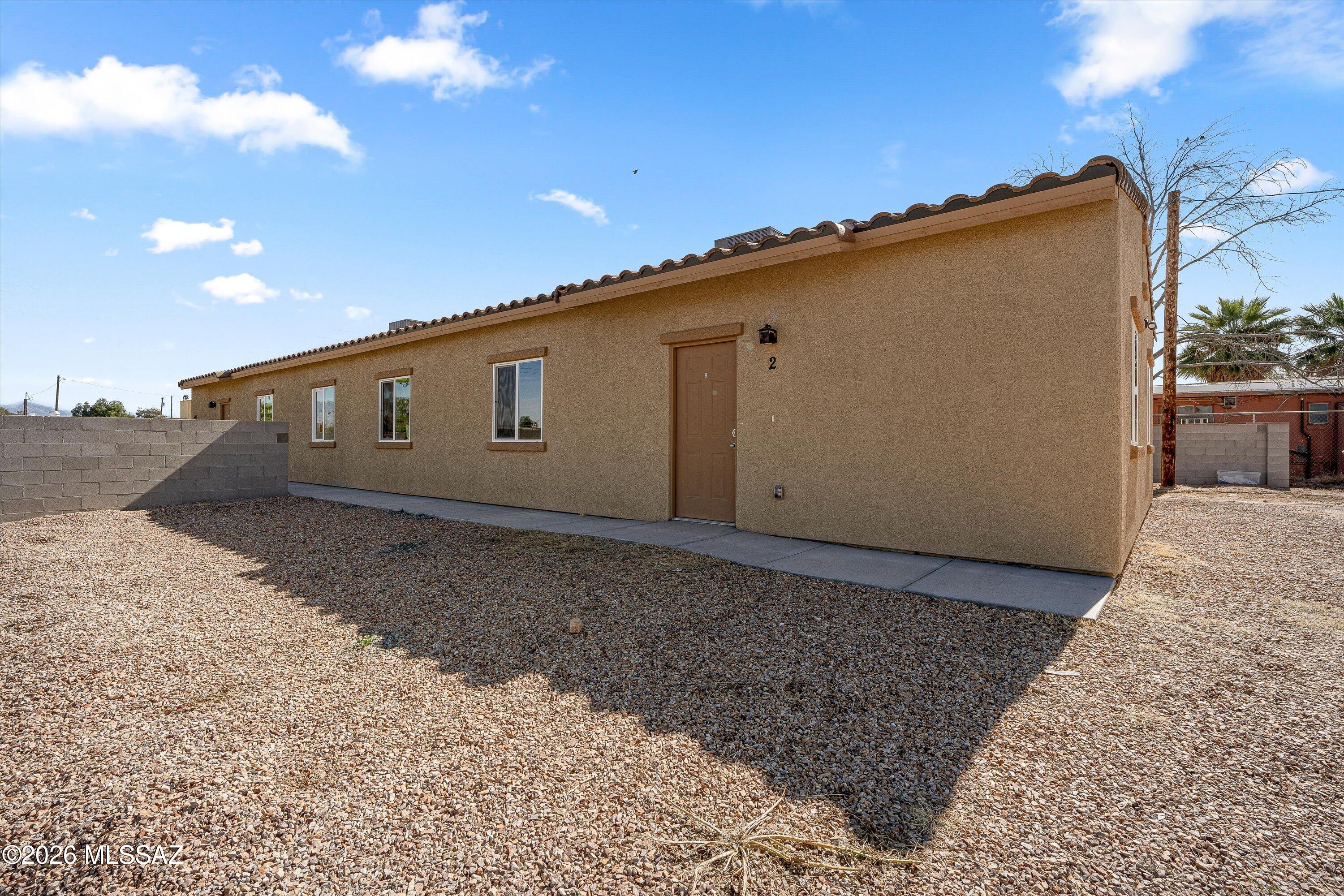 Los Ranchitos - Residential Lease