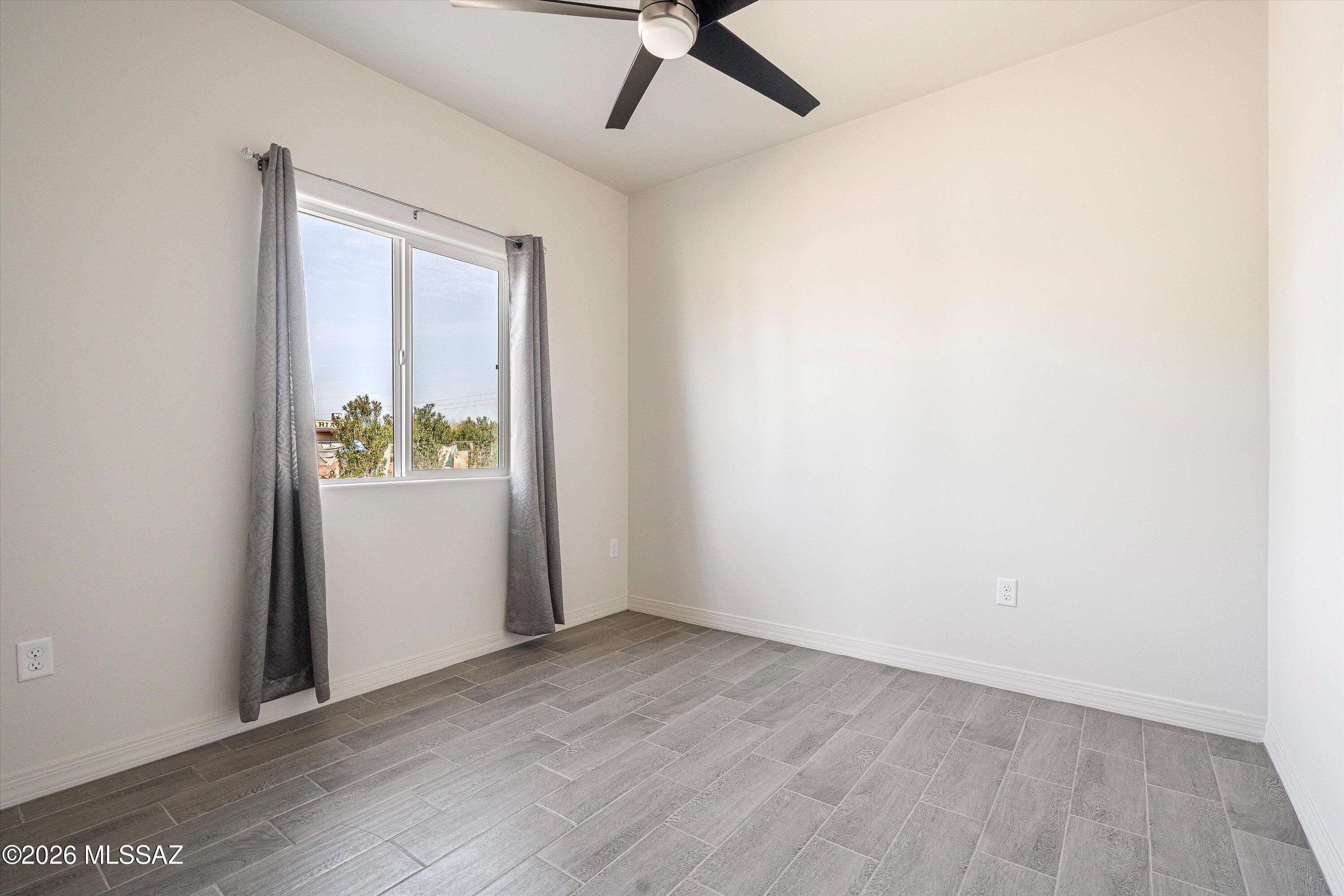 Los Ranchitos - Residential Lease