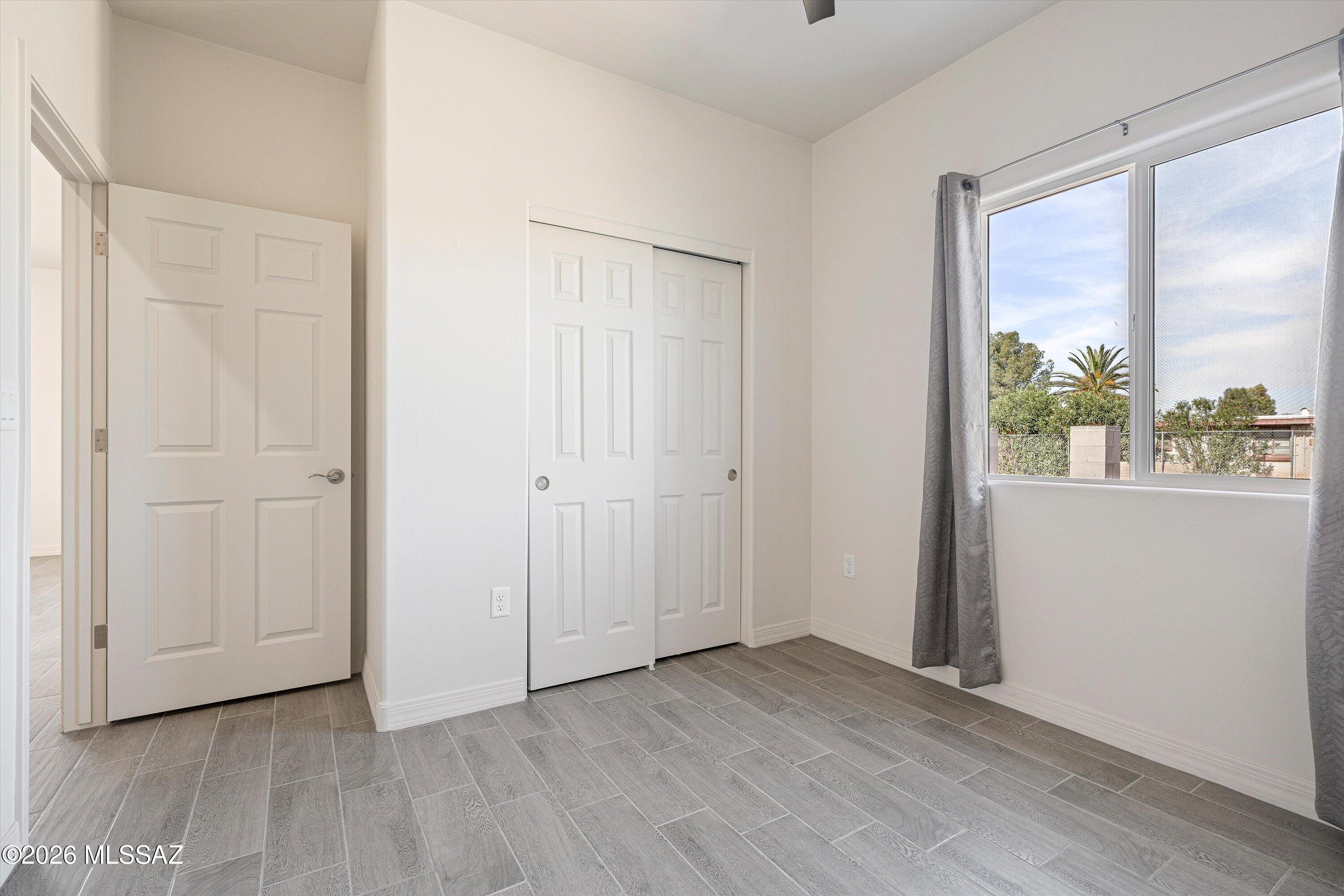 Los Ranchitos - Residential Lease