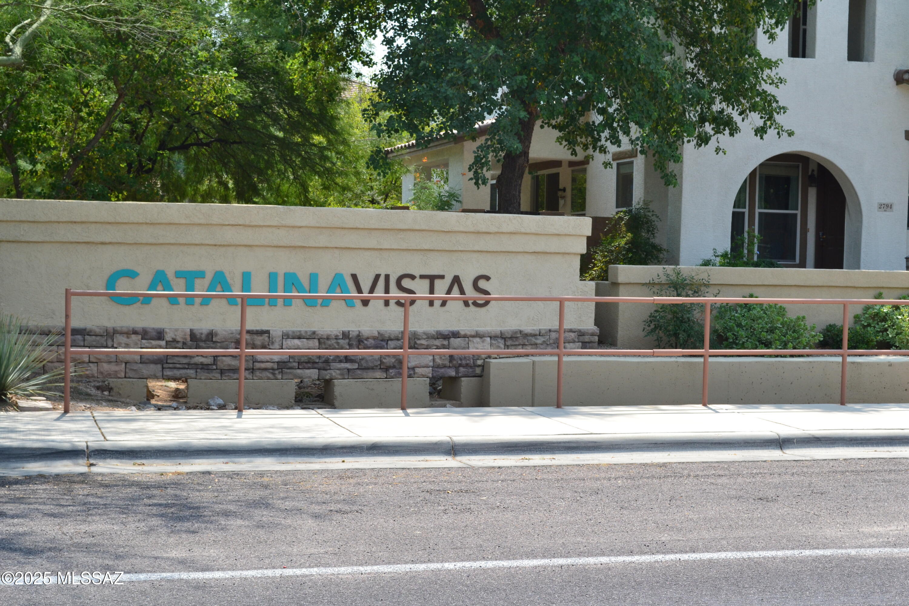 Catalina Vistas - Residential Lease