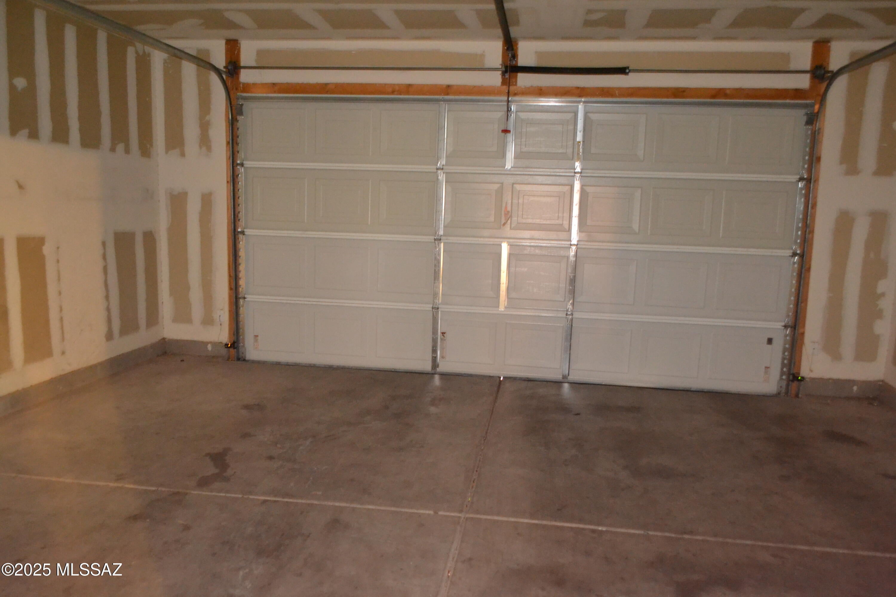 Catalina Vistas - Residential Lease