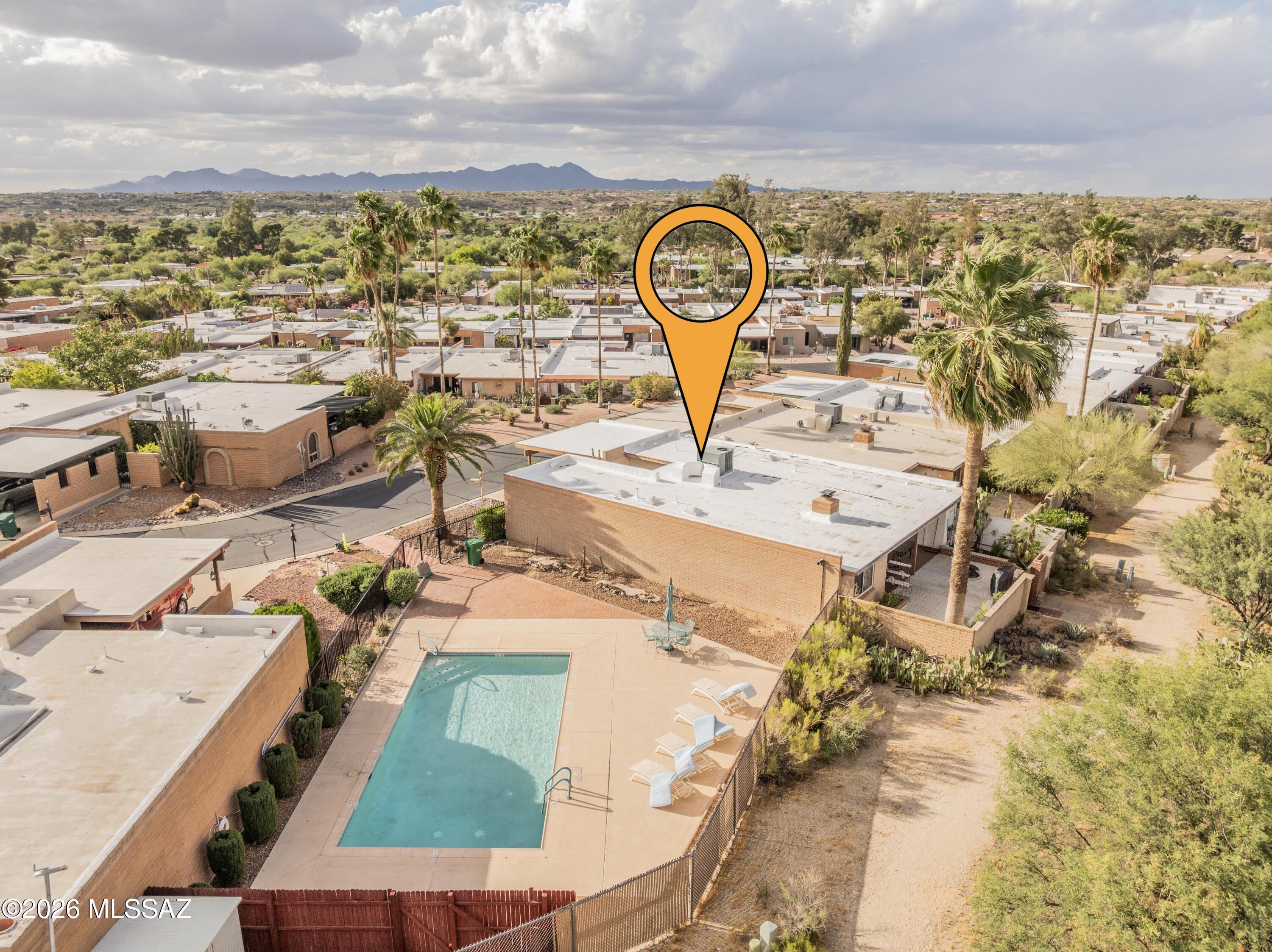 Oro Valley Townhouses (47-52, 58-91) - Residential