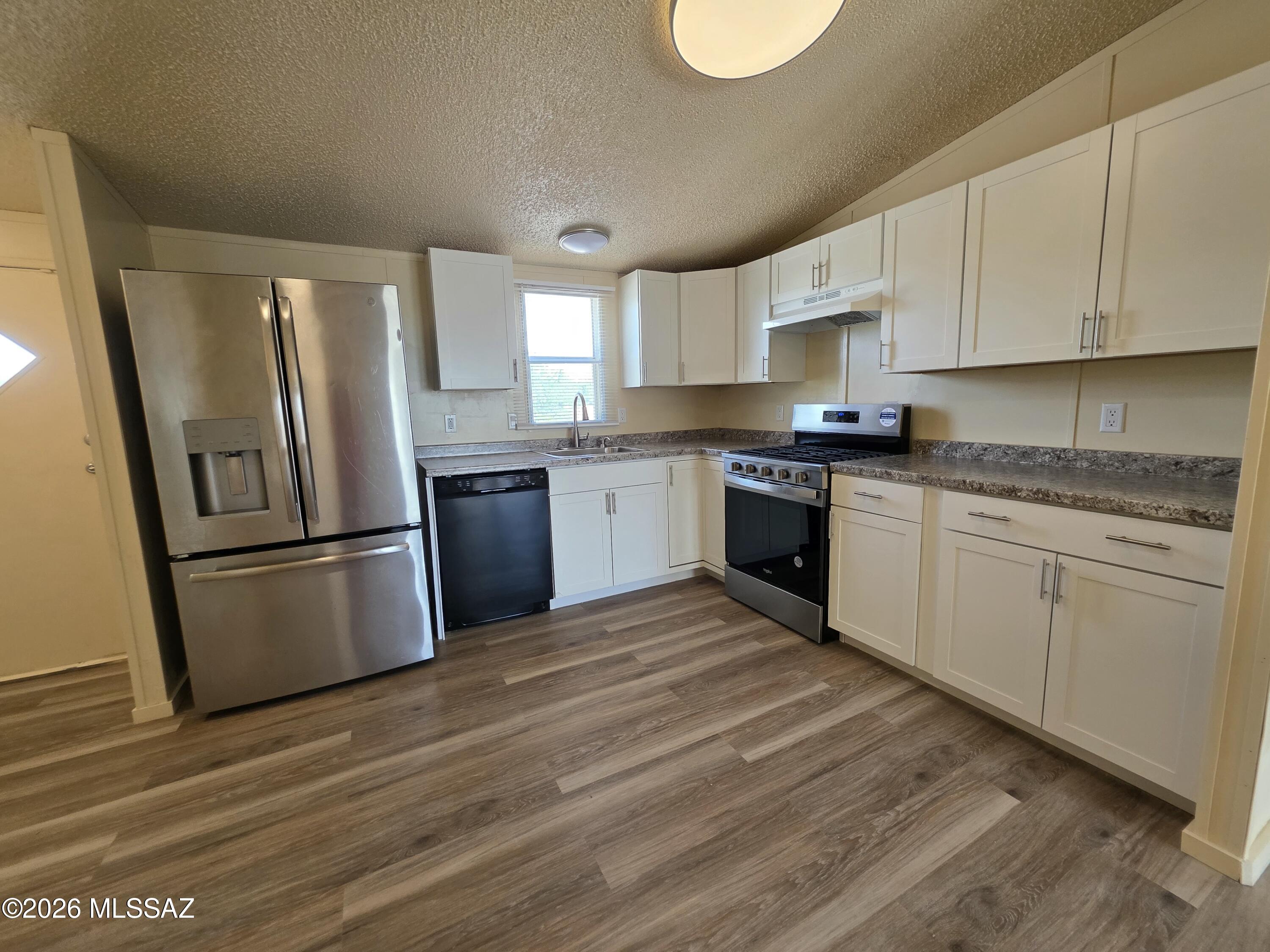 Unsubdivided - Residential Lease