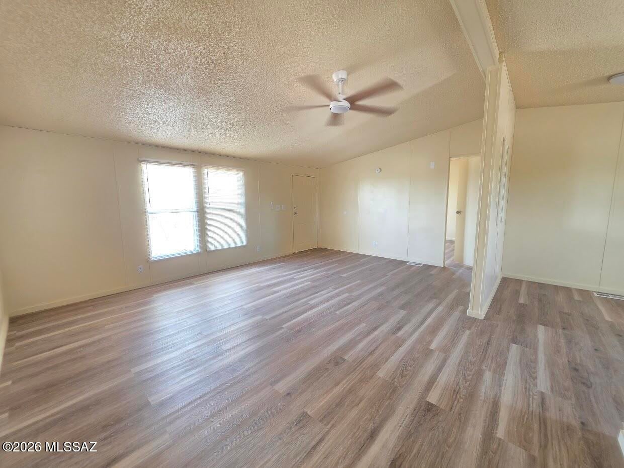 Unsubdivided - Residential Lease