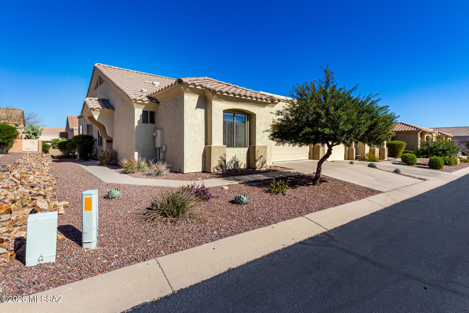 Las Campanas Village (1-111) - Residential