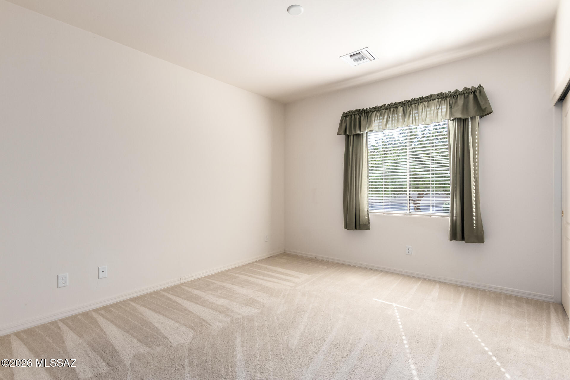 Las Campanas Village (1-111) - Residential