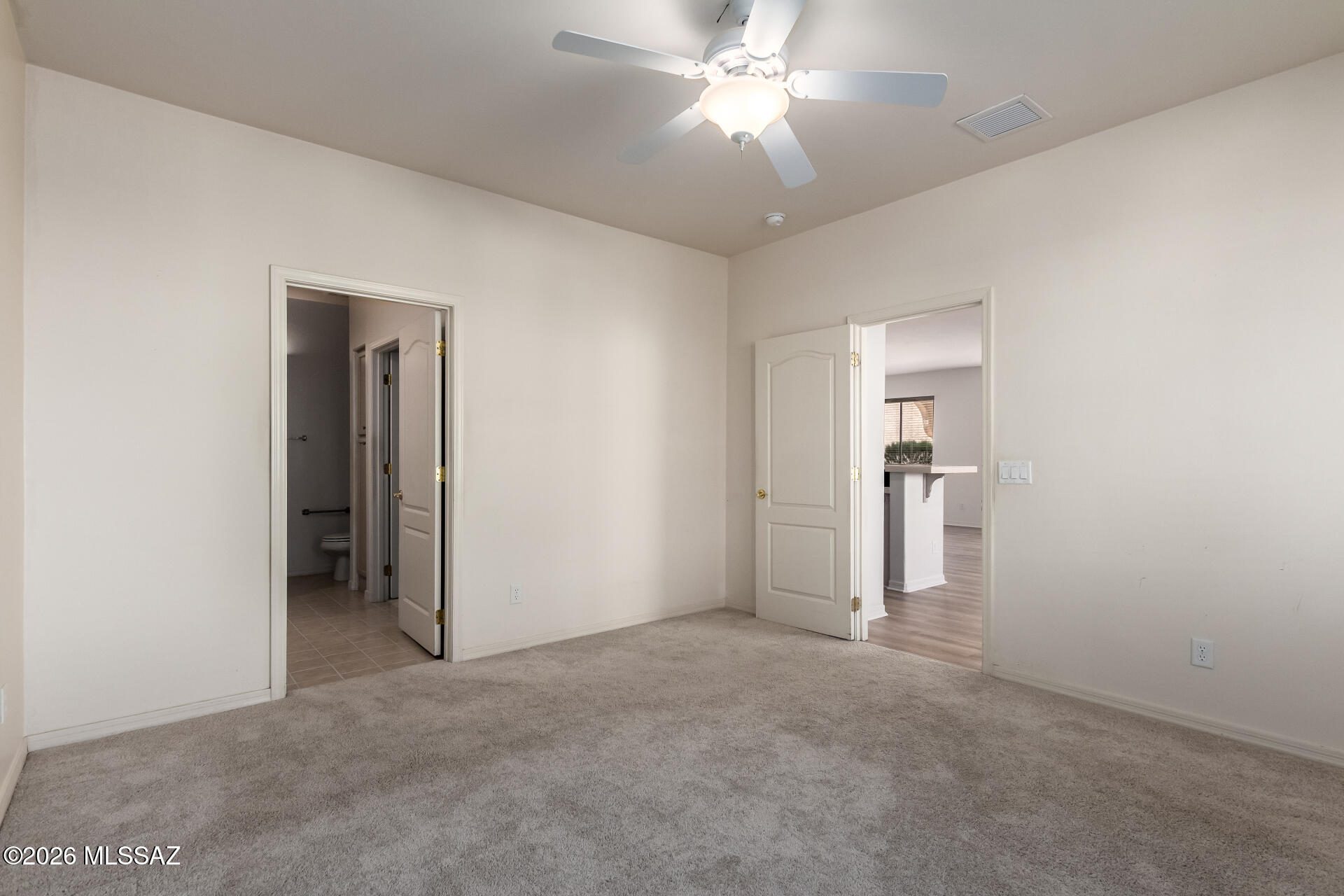 Las Campanas Village (1-111) - Residential