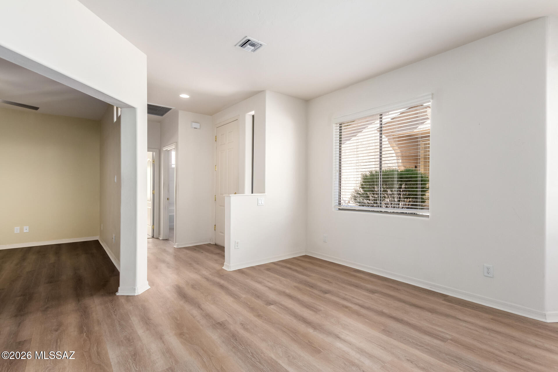 Las Campanas Village (1-111) - Residential