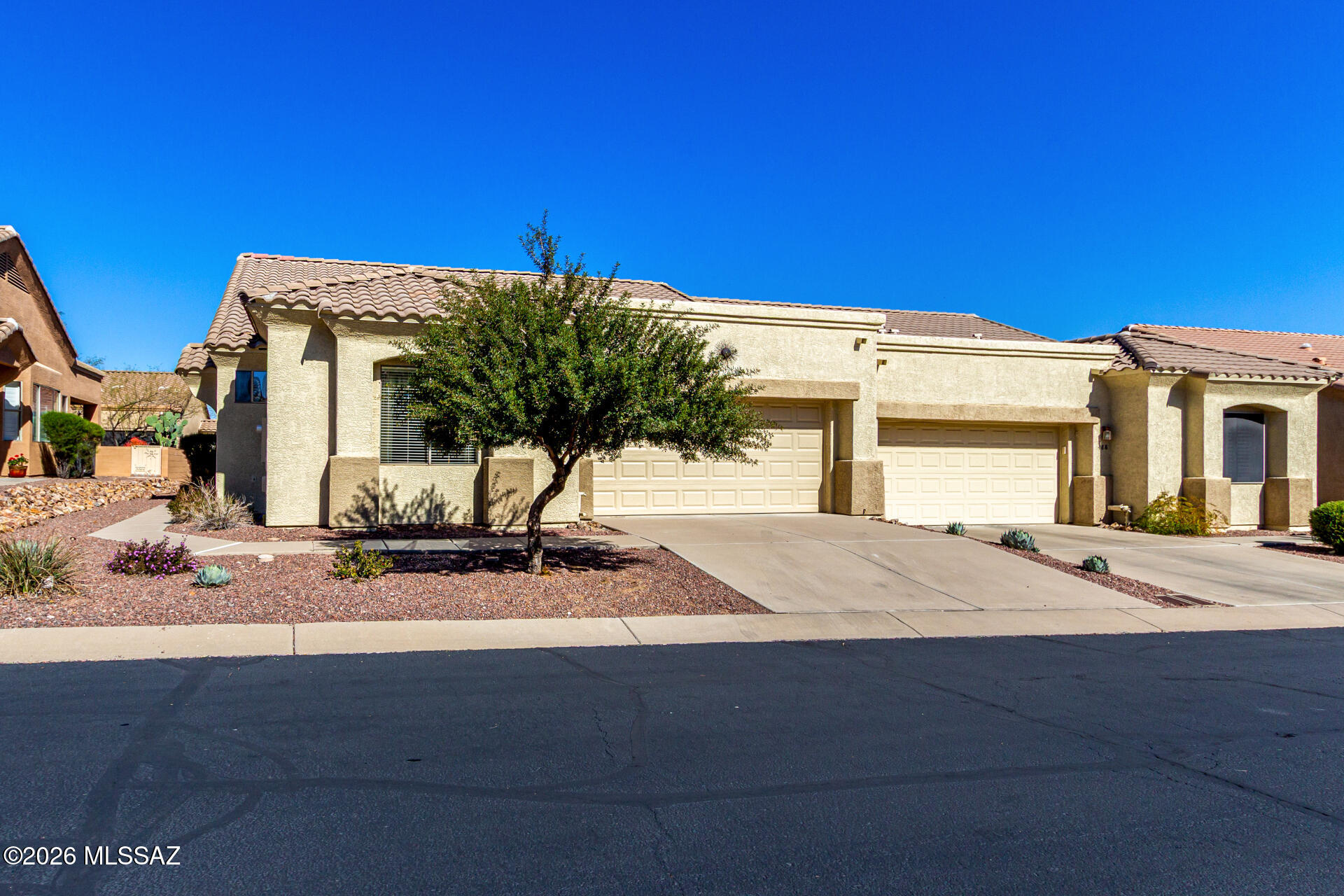 Las Campanas Village (1-111) - Residential