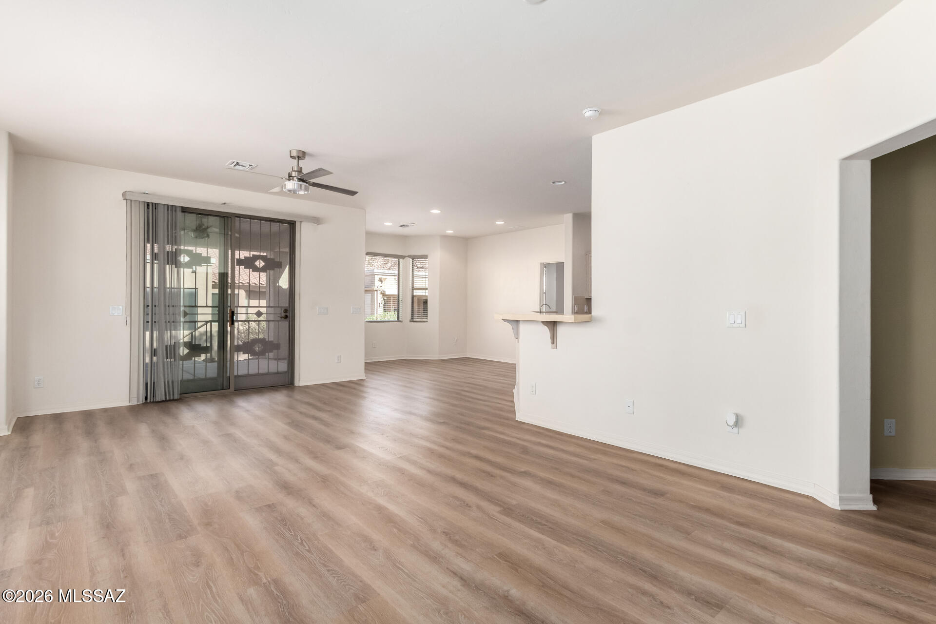 Las Campanas Village (1-111) - Residential