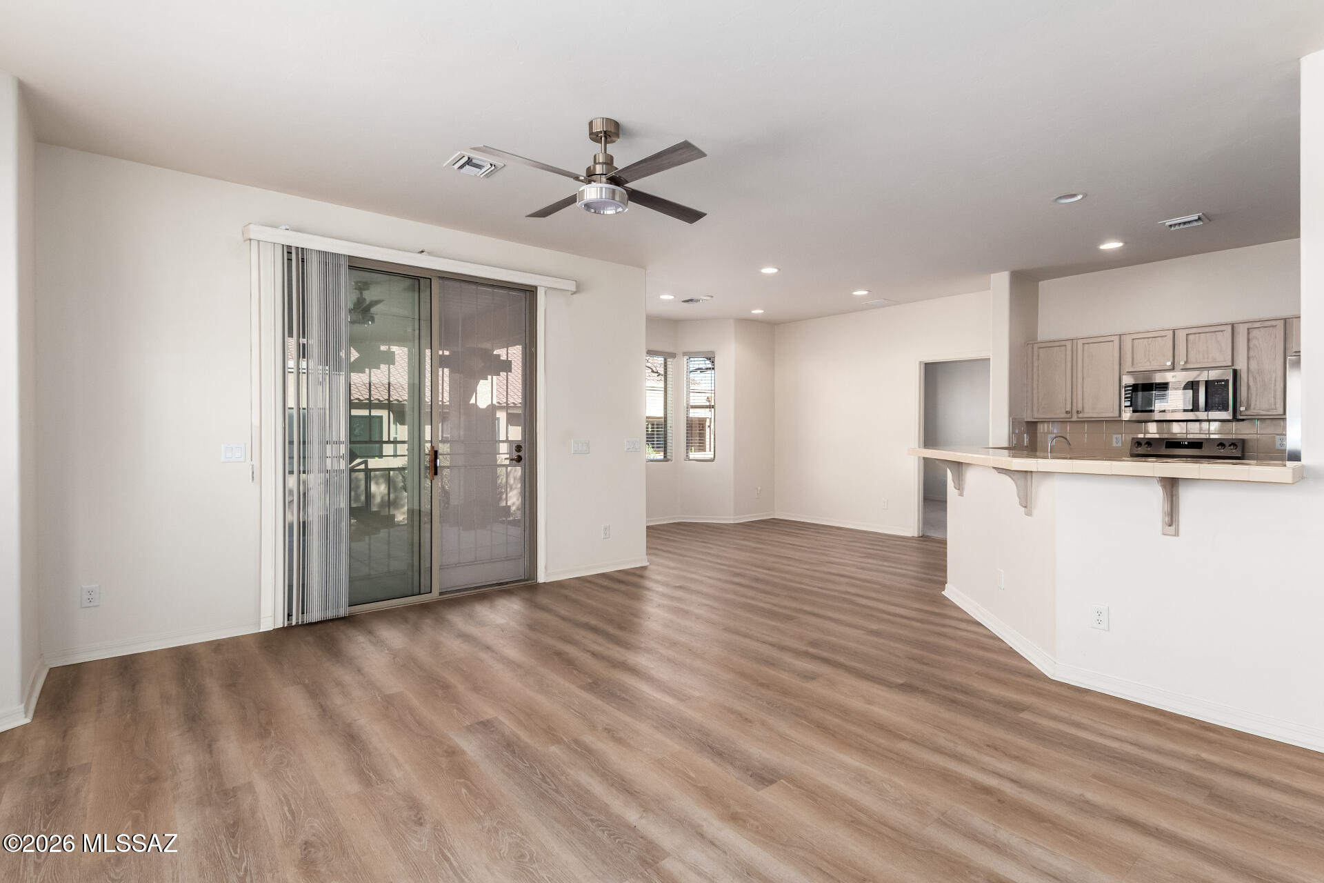 Las Campanas Village (1-111) - Residential