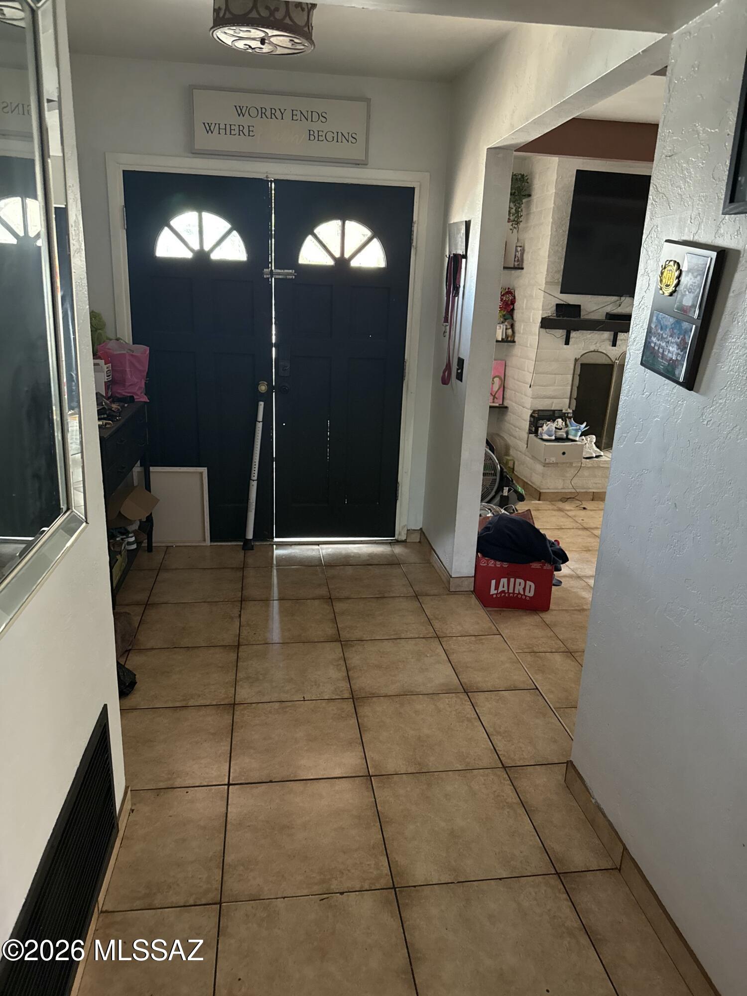 Unique investment opportunity! Spacoius 4- bedroom, 2-bath ome featuring a private pool and desirable floor plan. Property is currently occupied by a month - to - month tenant. Property is subject to a secheduled forclosure auction on June 15th, 2026. Buyers are advised to conduct their own due diligence regarding title, occupancy status, and any forclosurre proceedings.

Seller and listing broker make no rrepresentations regarding the ability to assume any existing financing. Potential finacing options may be available to qualifed purchasers. Contact listing agent for additional information regarding the propery's currrent status, available documentation, and potential pre-auction acquisition opporrtunities.

ProBuyers pool redone, water pump replaced, and re filled within the last 30