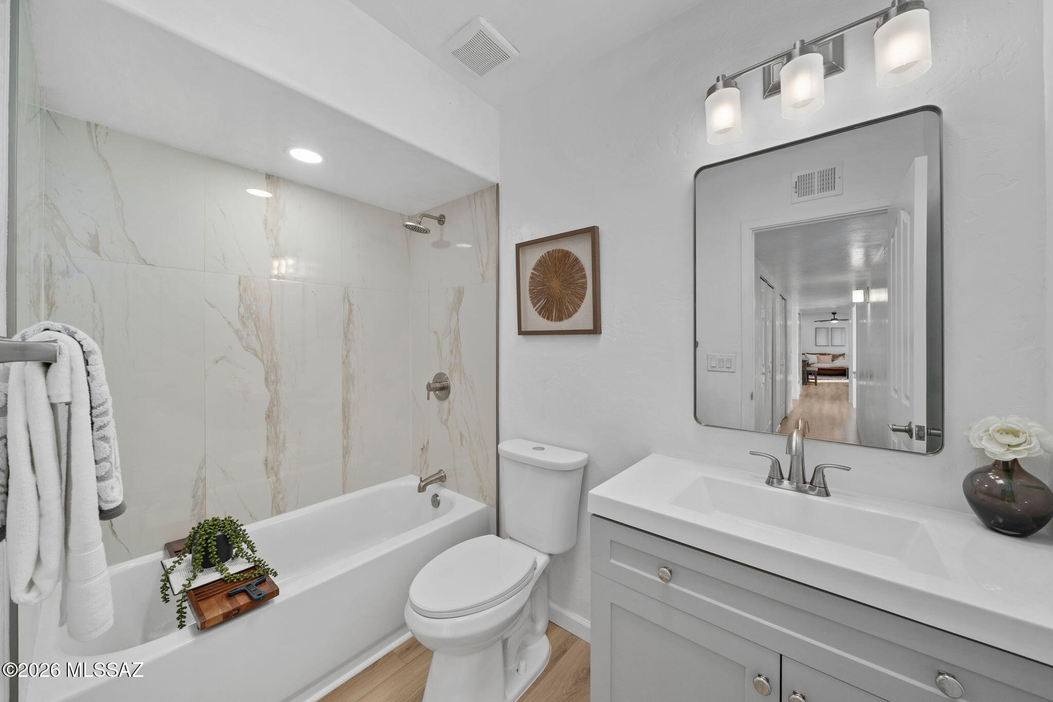 Broadway East (113-253) - Residential