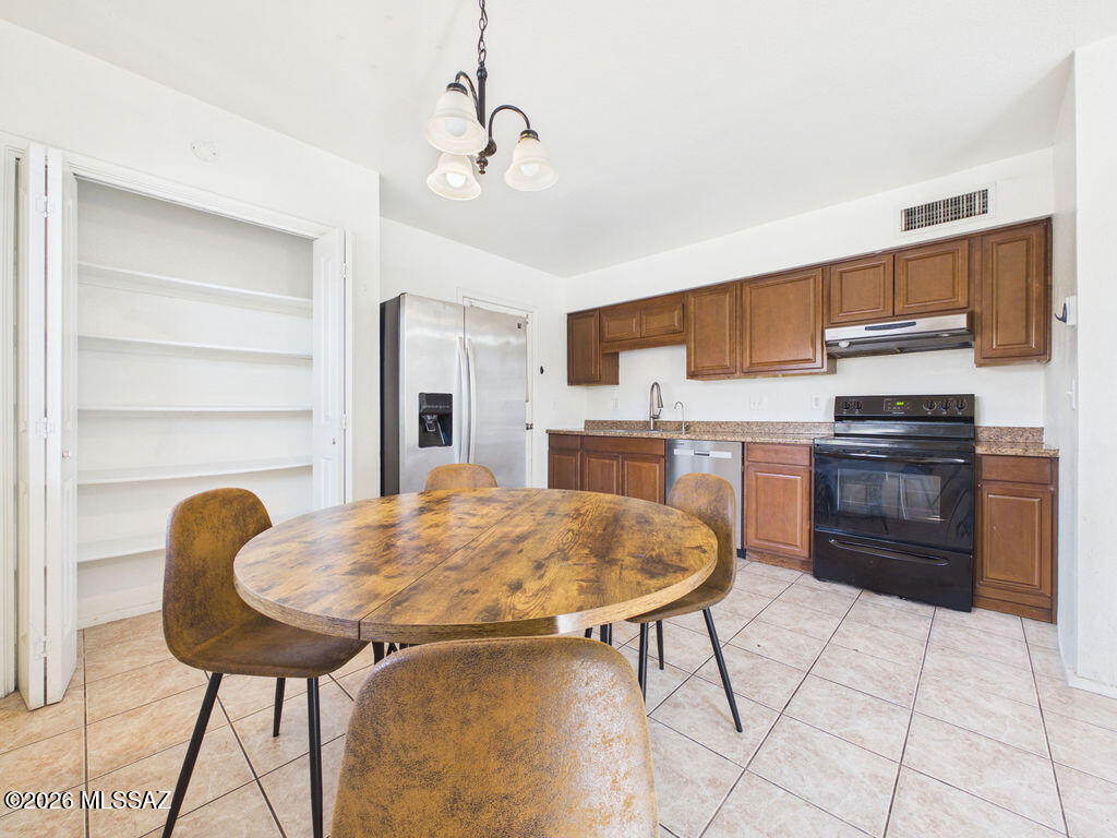 Casitas Del Valle II (1-34) - Residential