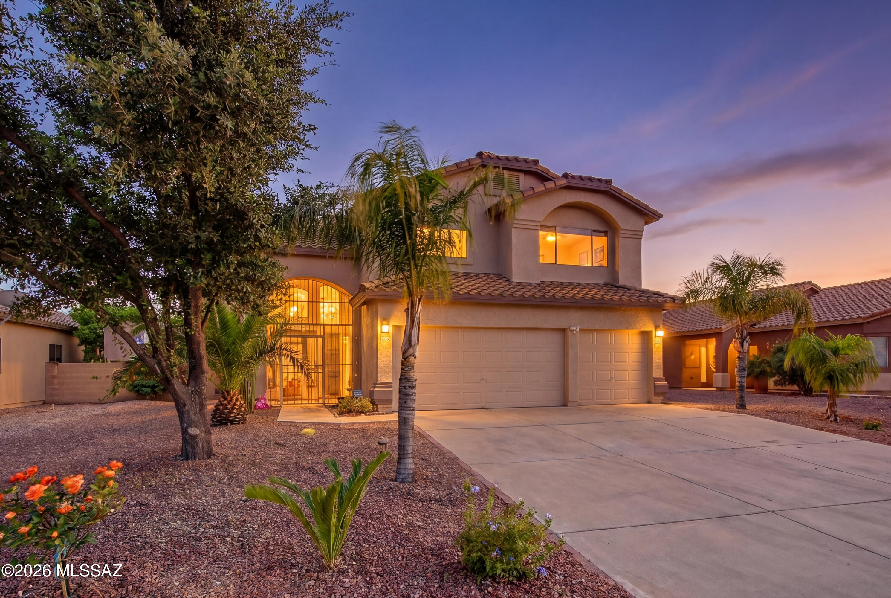 Beautiful 3 bedroom, 2.5 bath home featuring elegant arches, an open floor plan, and flexible living spaces throughout. Spacious backyard perfect for relaxing or entertaining. Bonus room off the primary suite ideal for an office, gym, or retreat. Open loft area offers additional space for a teen room, office, media room, or workout area. Includes a desirable 3-car garage and is conveniently located near new restaurants and amenities opening in the area.