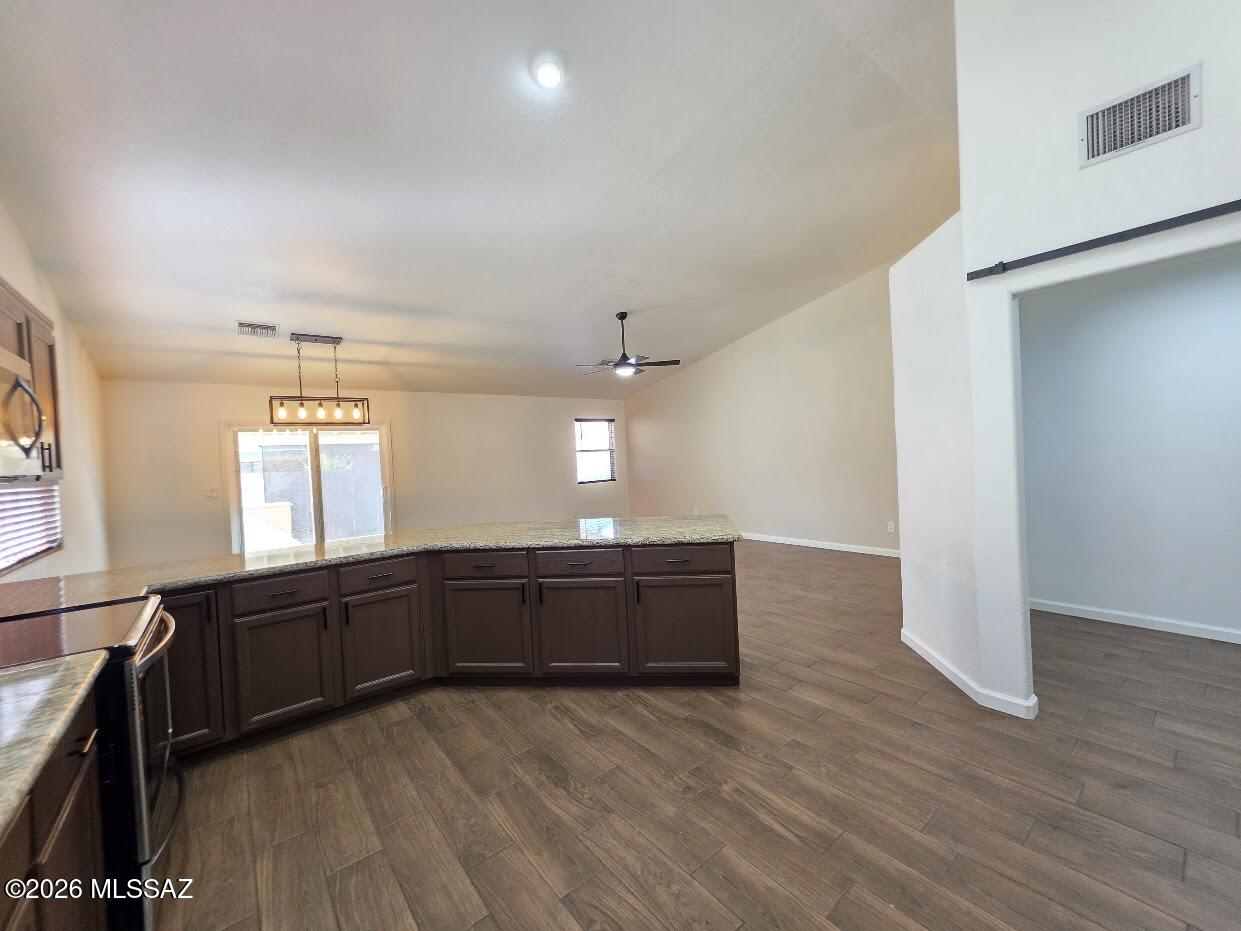 Countryside Crossings (1-51) - Residential Lease