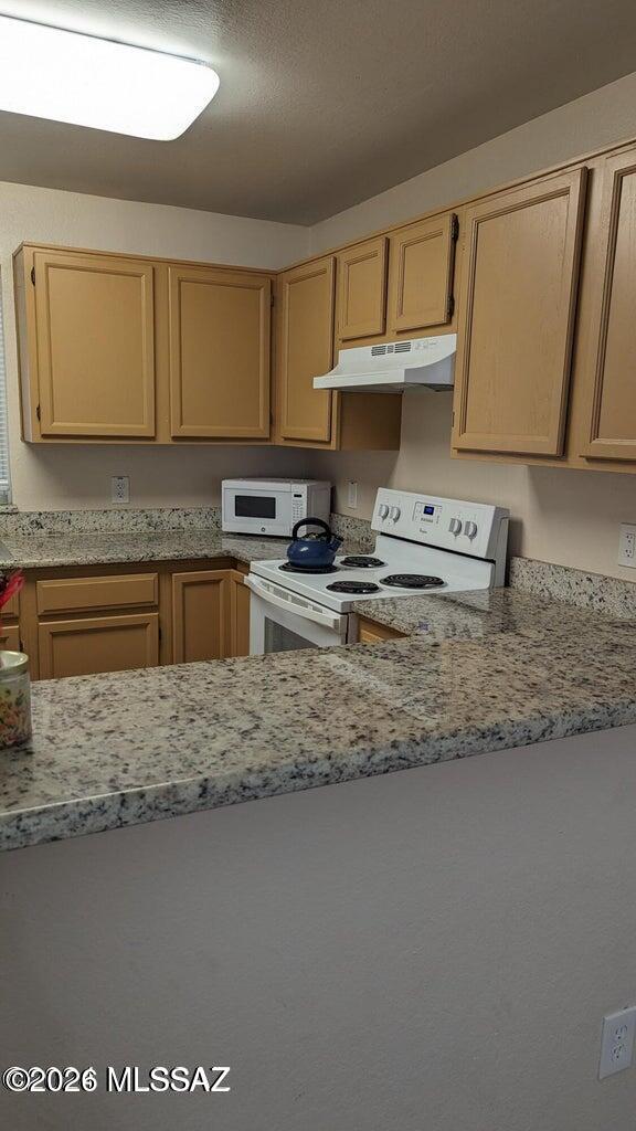 Centre Court Townhomes (1-106) - Residential Lease