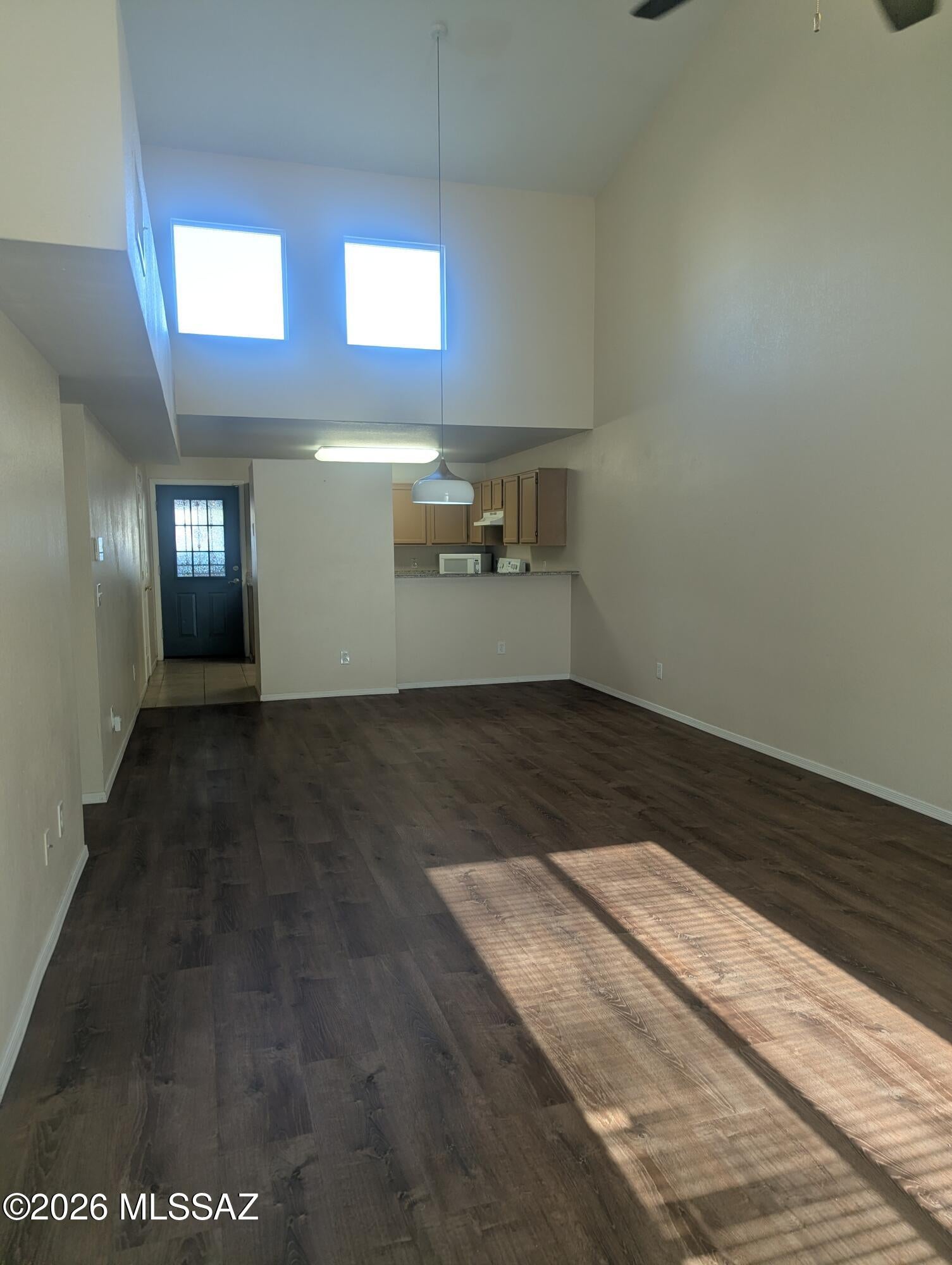 Centre Court Townhomes (1-106) - Residential Lease
