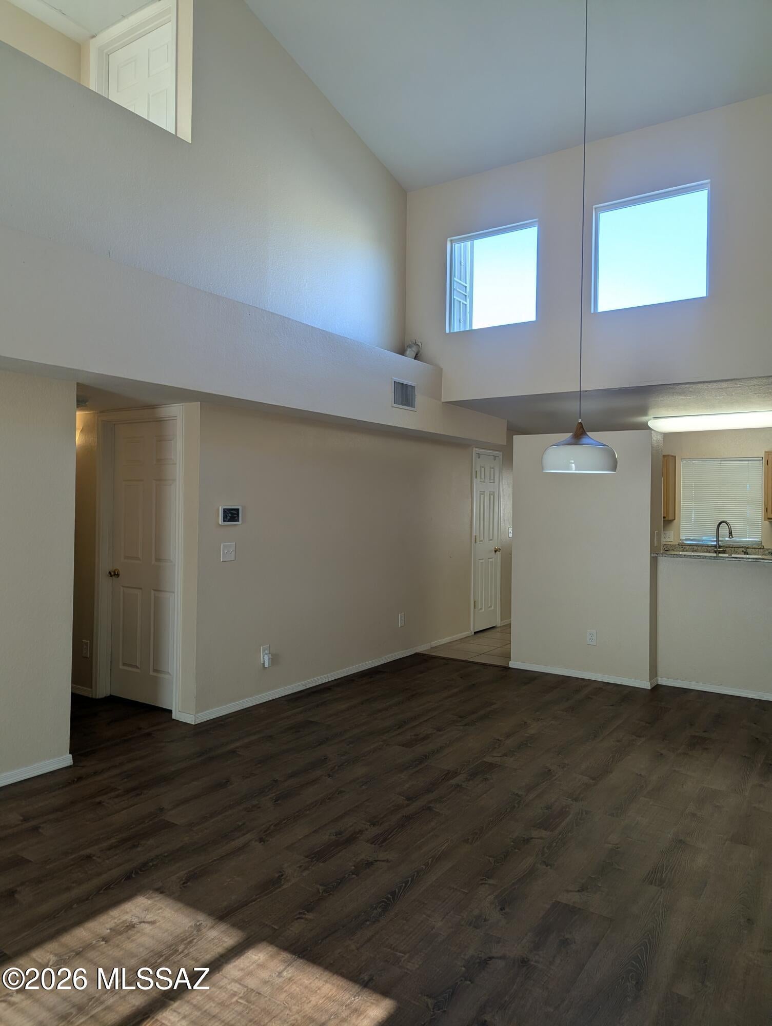Centre Court Townhomes (1-106) - Residential Lease