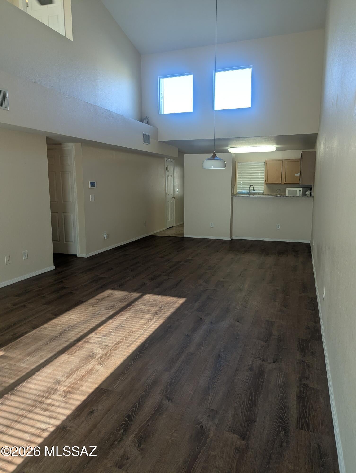 Centre Court Townhomes (1-106) - Residential Lease