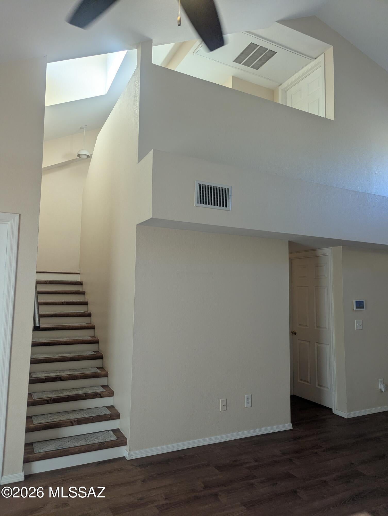 Centre Court Townhomes (1-106) - Residential Lease