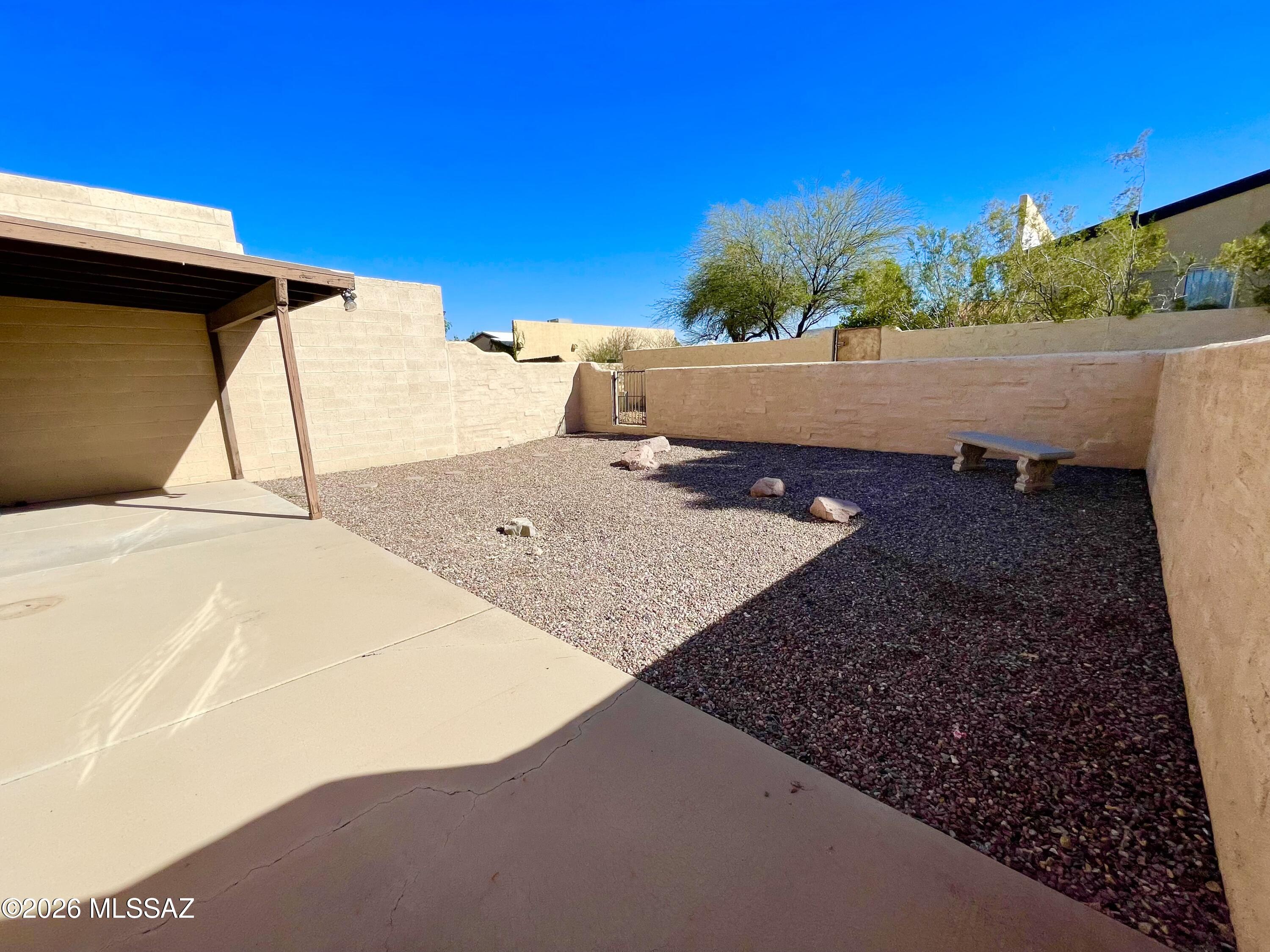 Ladera Brisas Townhouses (1-106) - Residential
