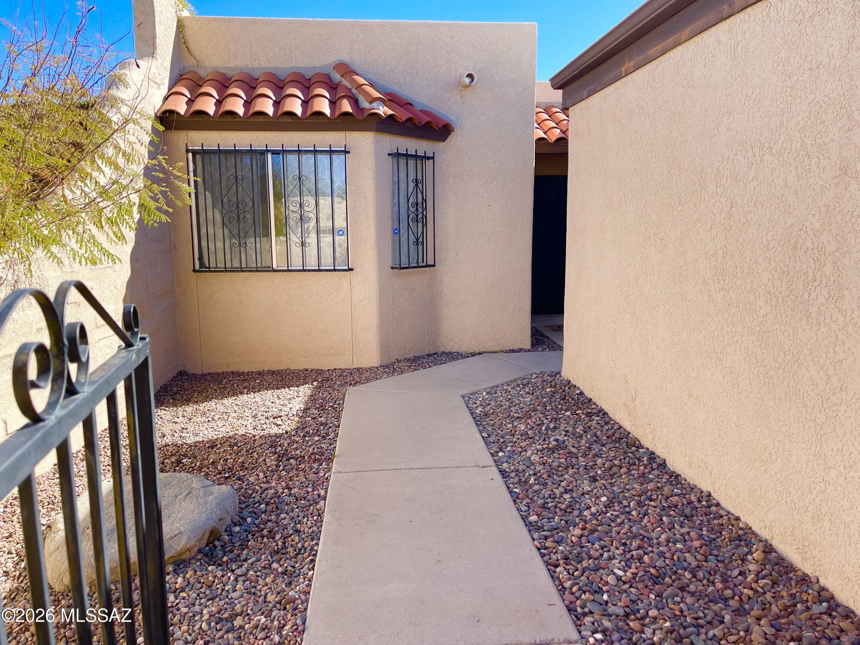 Ladera Brisas Townhouses (1-106) - Residential