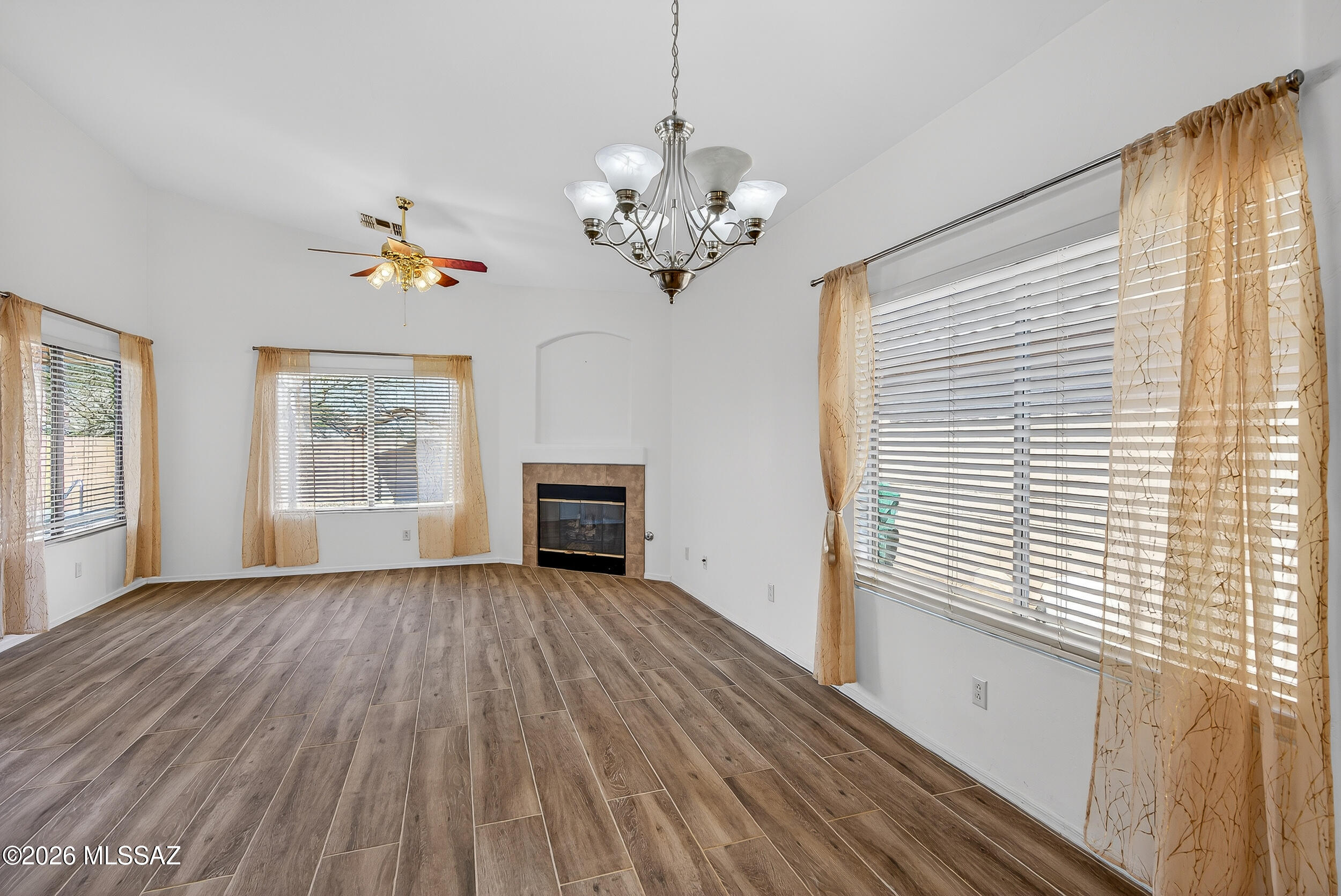 Silverbell Place (1-153) - Residential