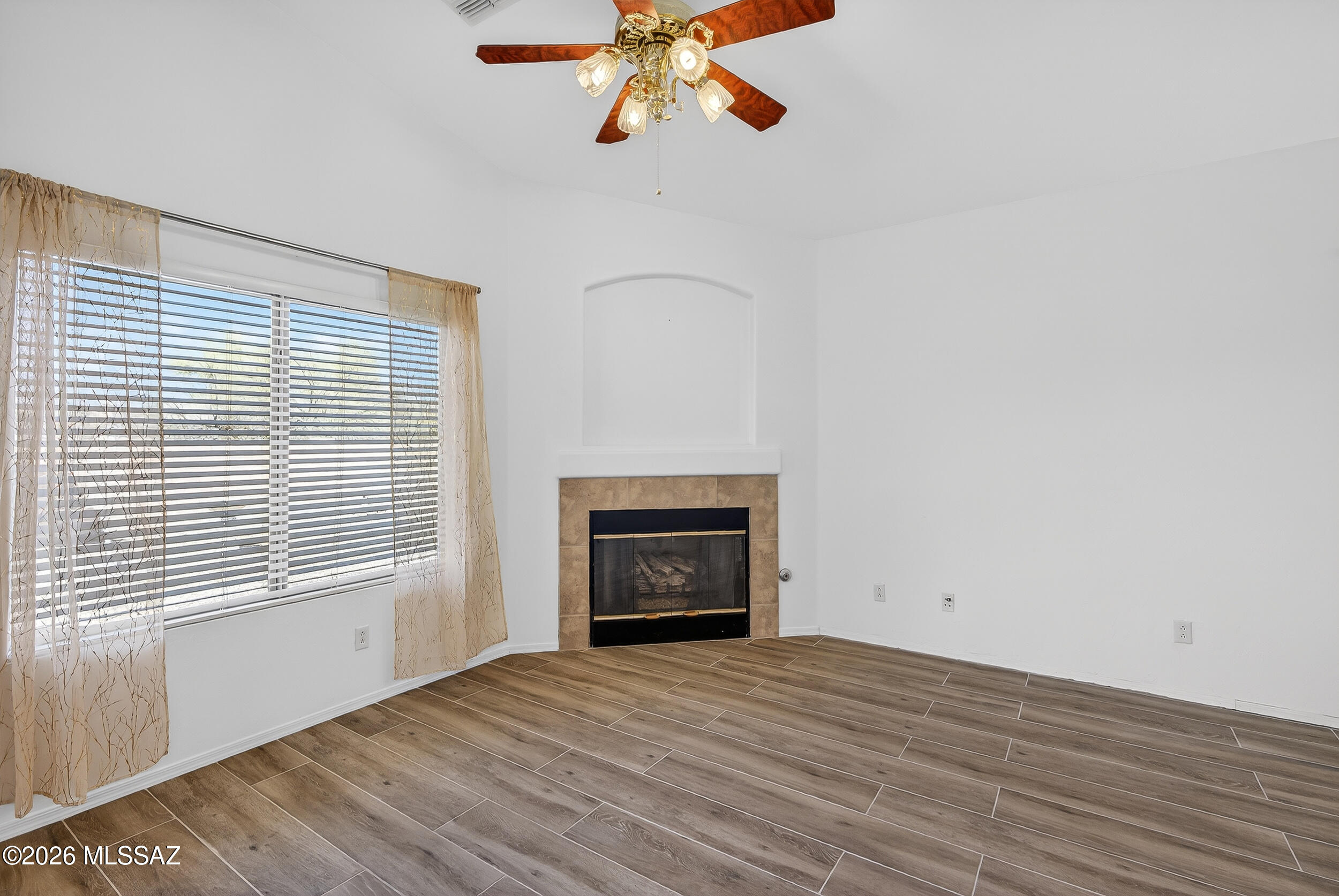 Silverbell Place (1-153) - Residential