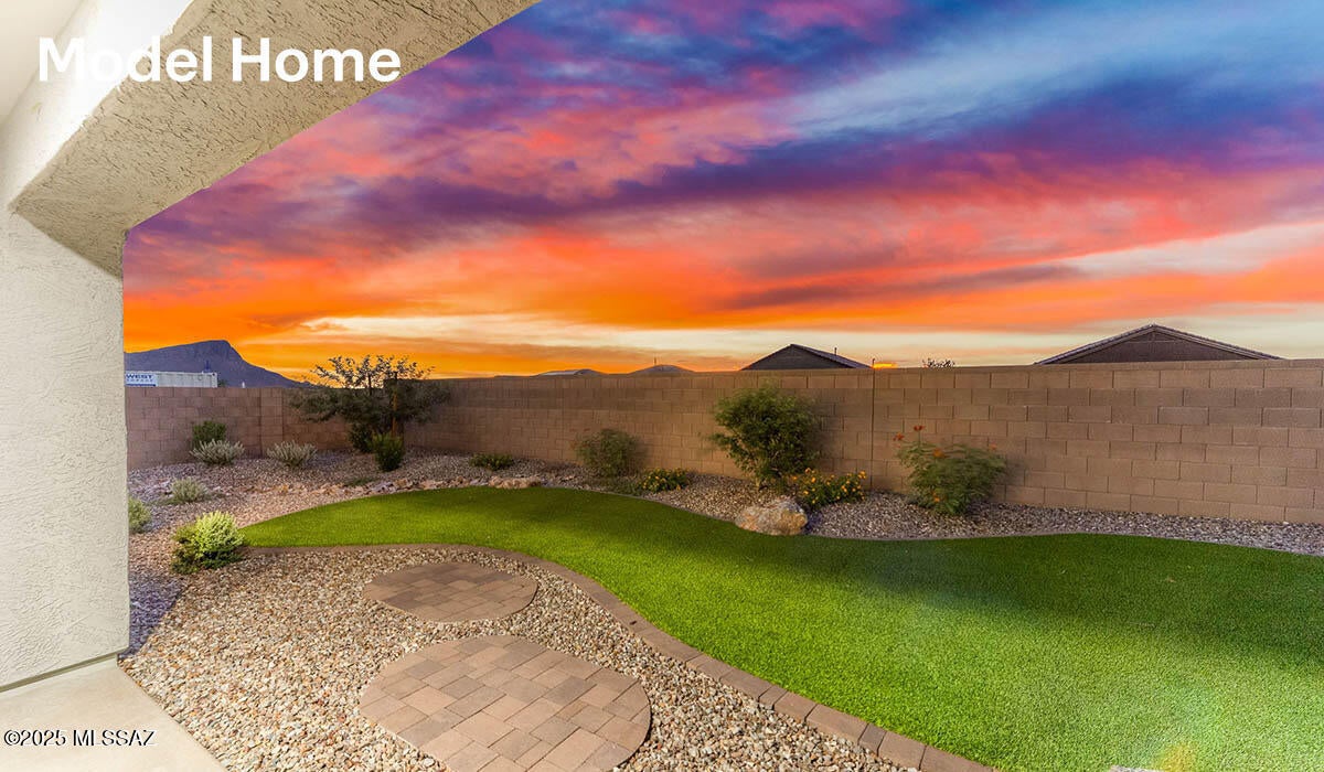 Saguaro Bloom Blocks 5 & 6 - Residential