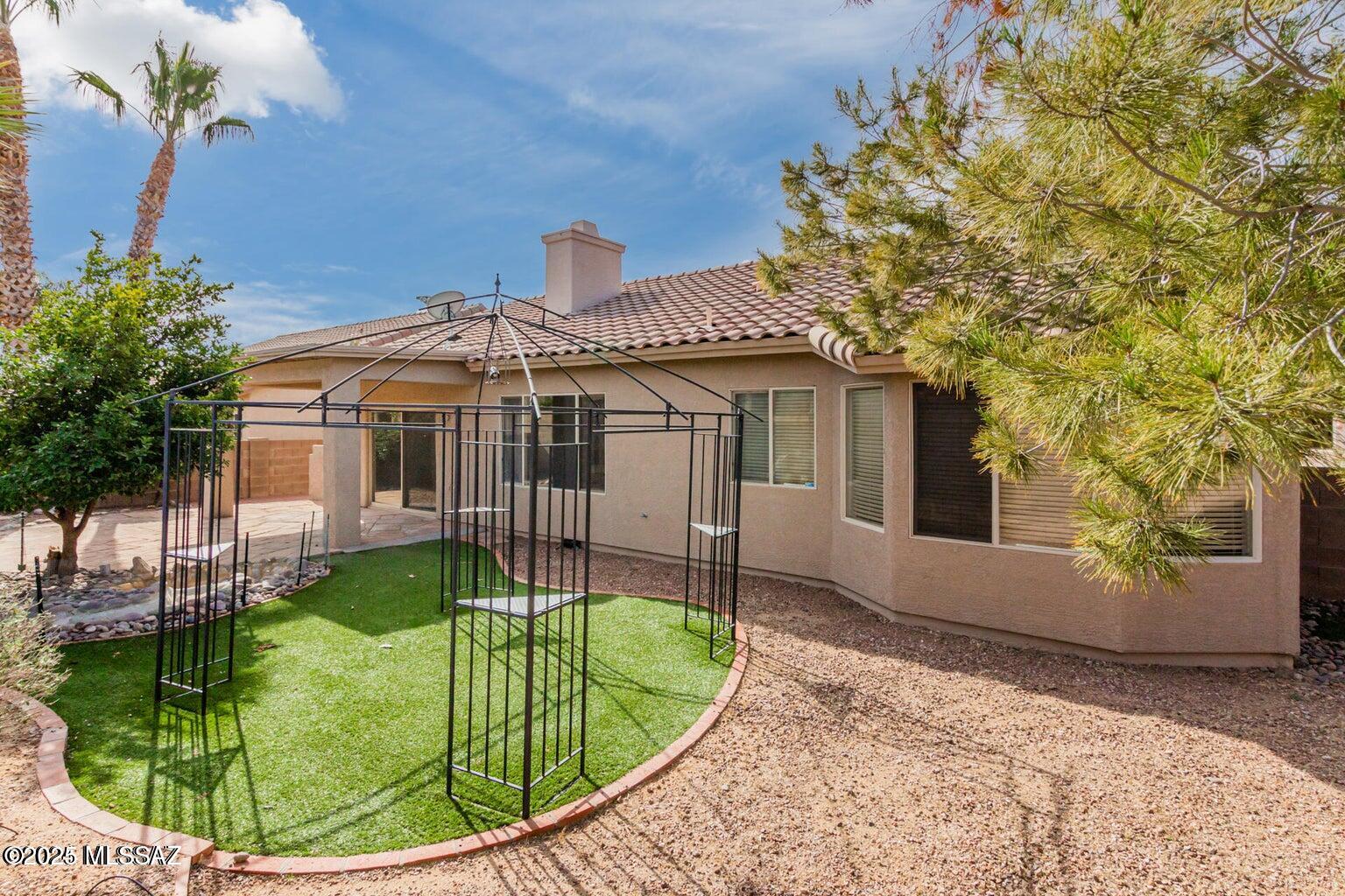 Bluffs (The) 2 - Residential Lease