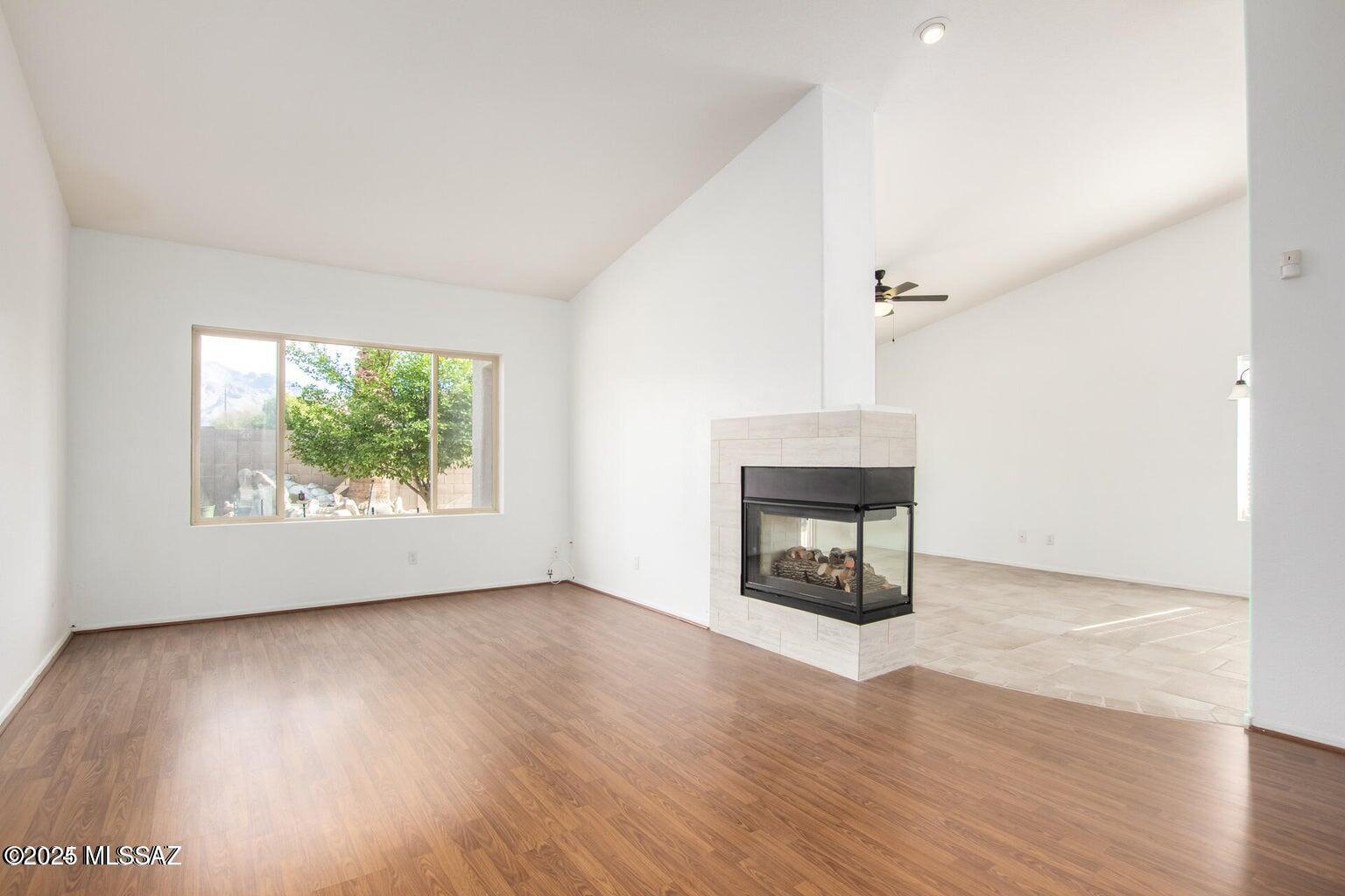 Bluffs (The) 2 - Residential Lease