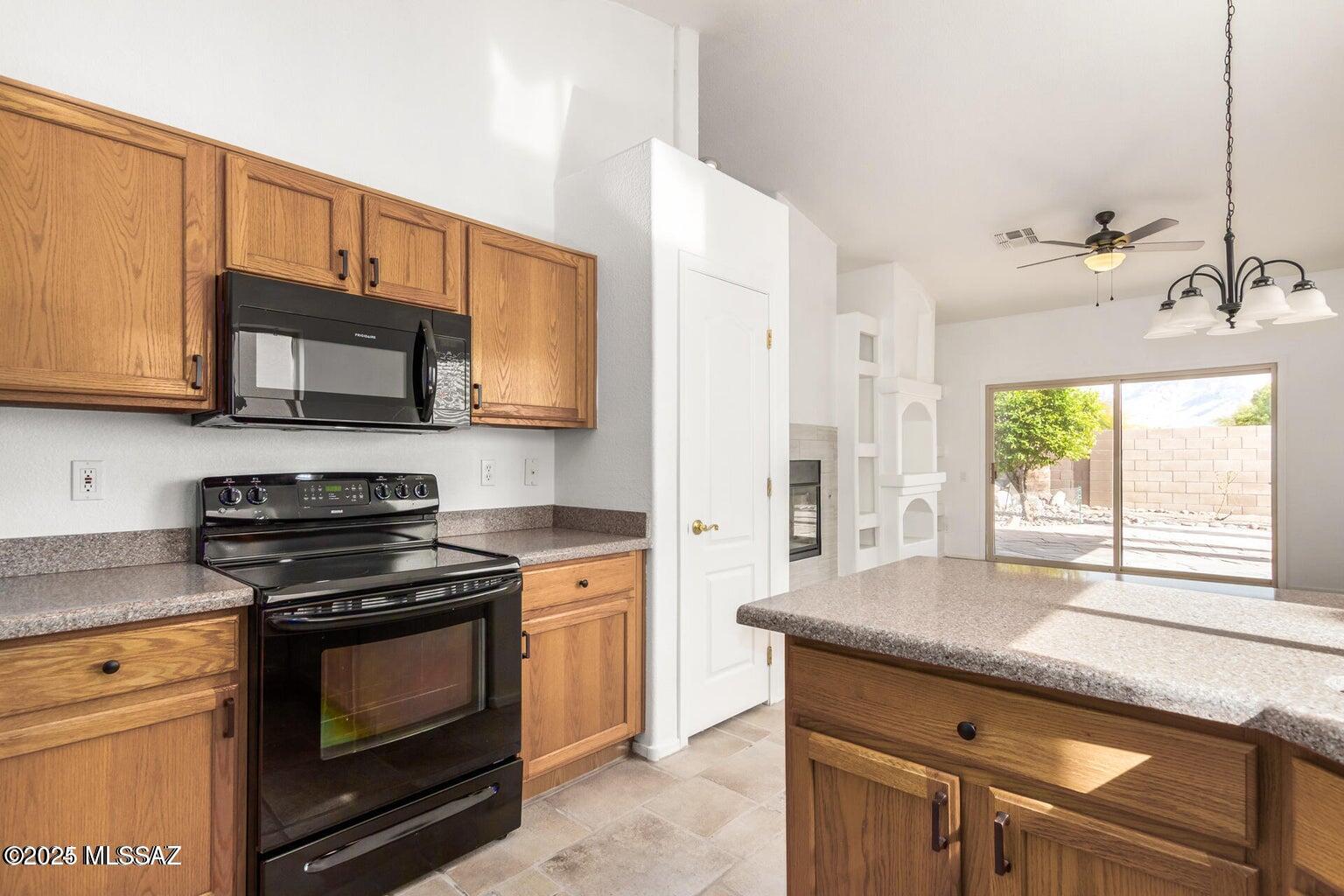 Bluffs (The) 2 - Residential Lease