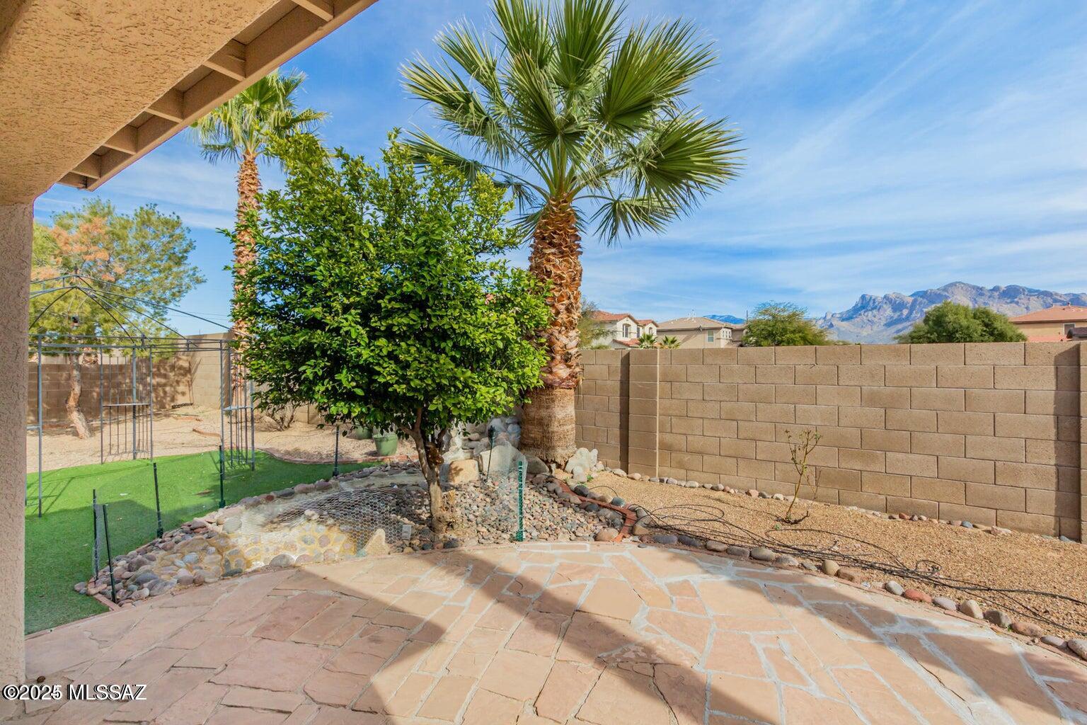 Bluffs (The) 2 - Residential Lease