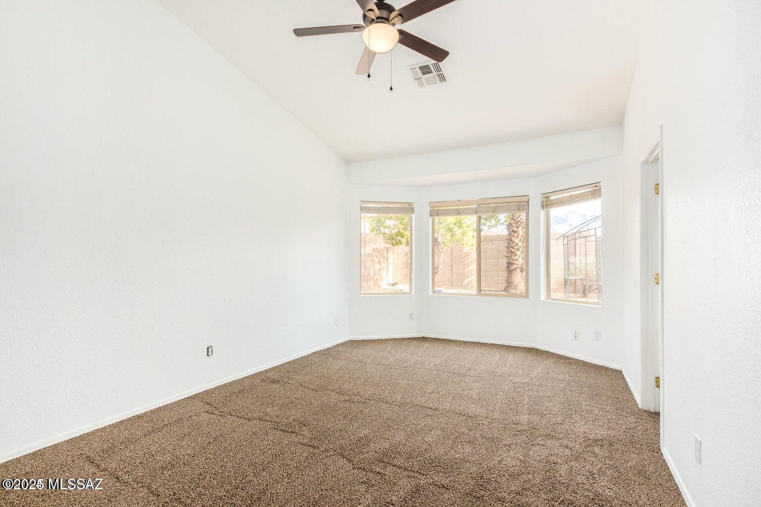 Bluffs (The) 2 - Residential Lease