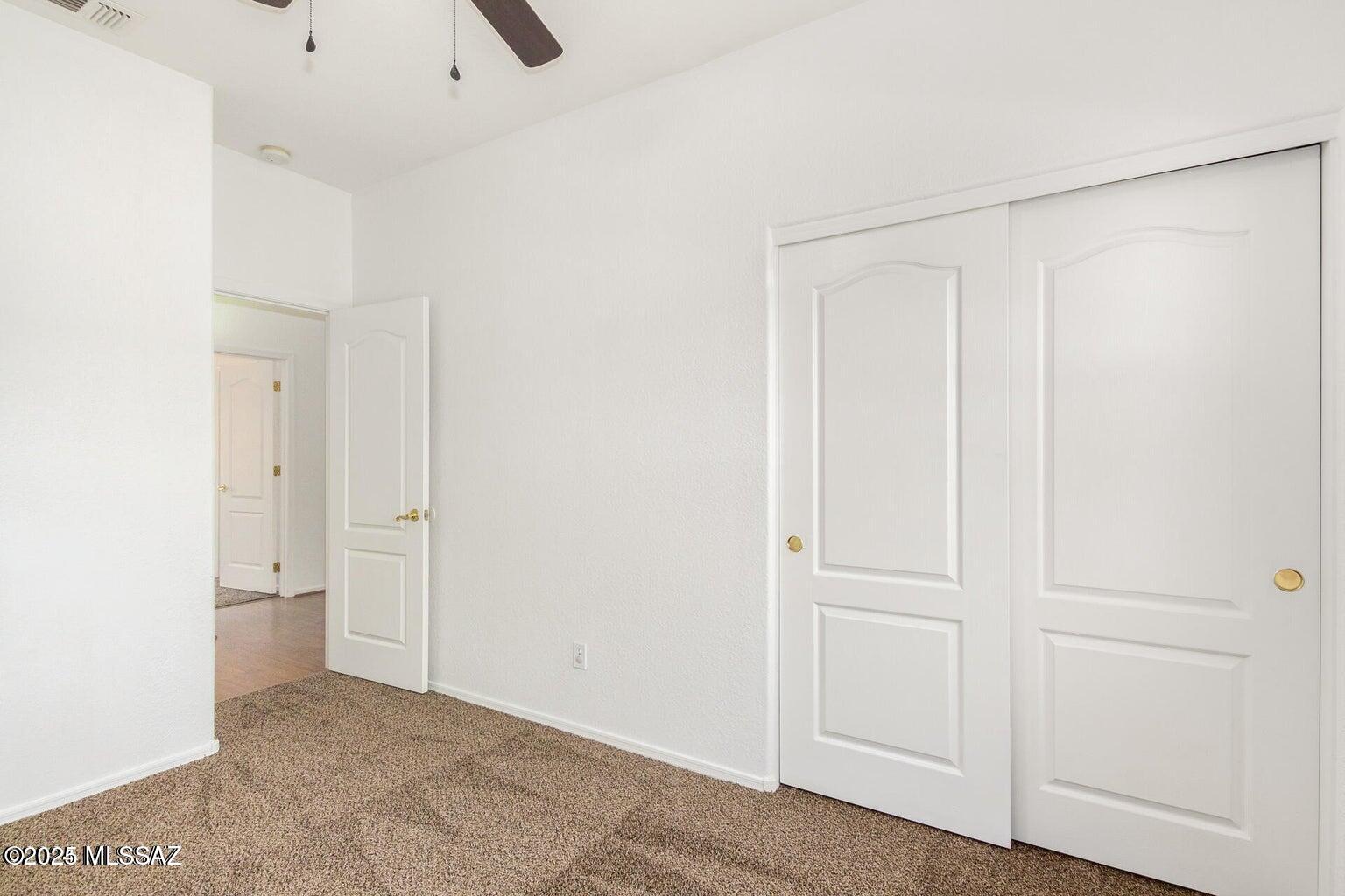 Bluffs (The) 2 - Residential Lease