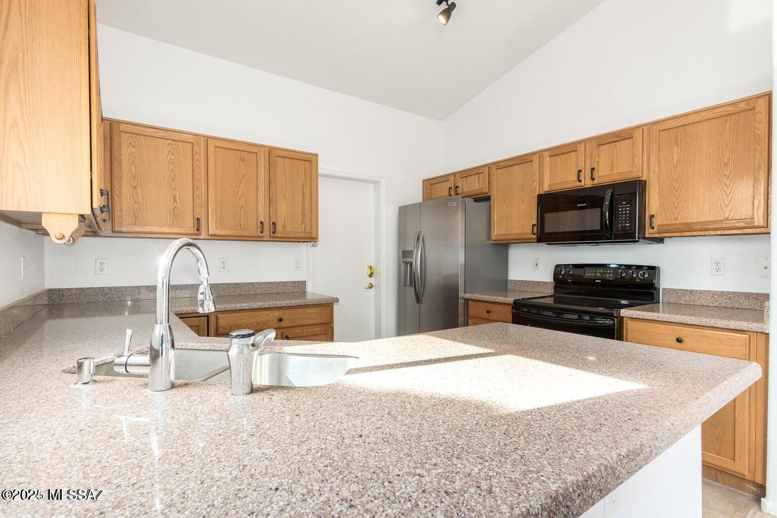 Bluffs (The) 2 - Residential Lease