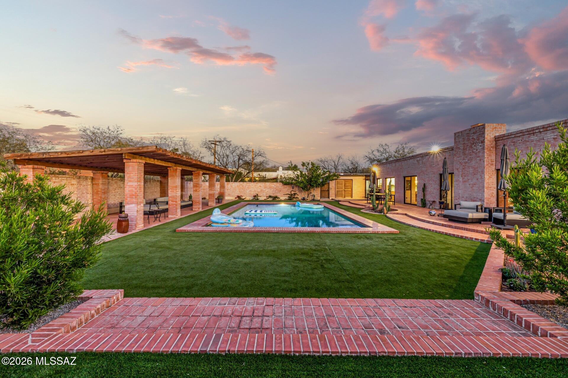 Colonia Solana - Residential