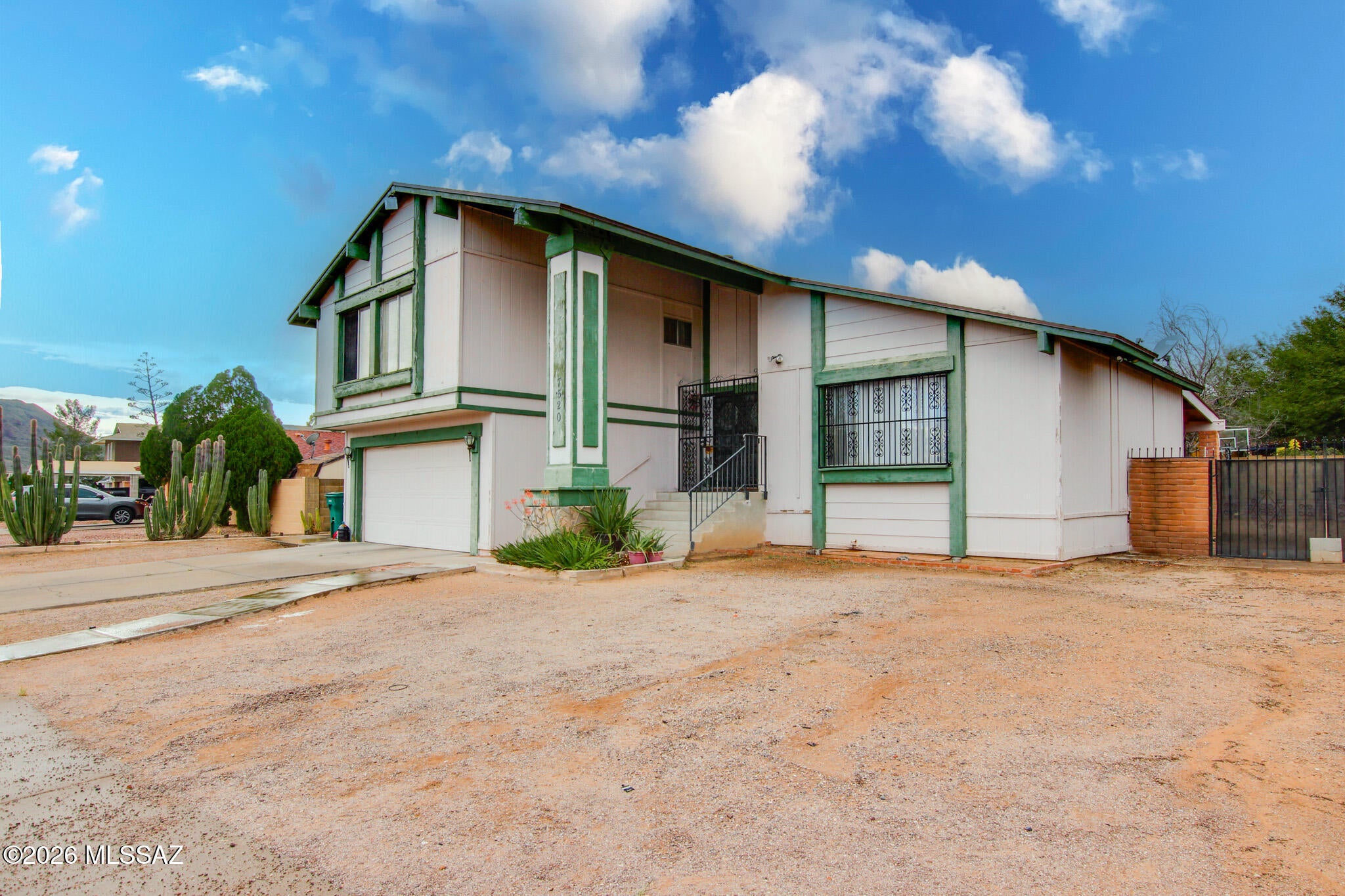 Mission West (1-370) - Residential