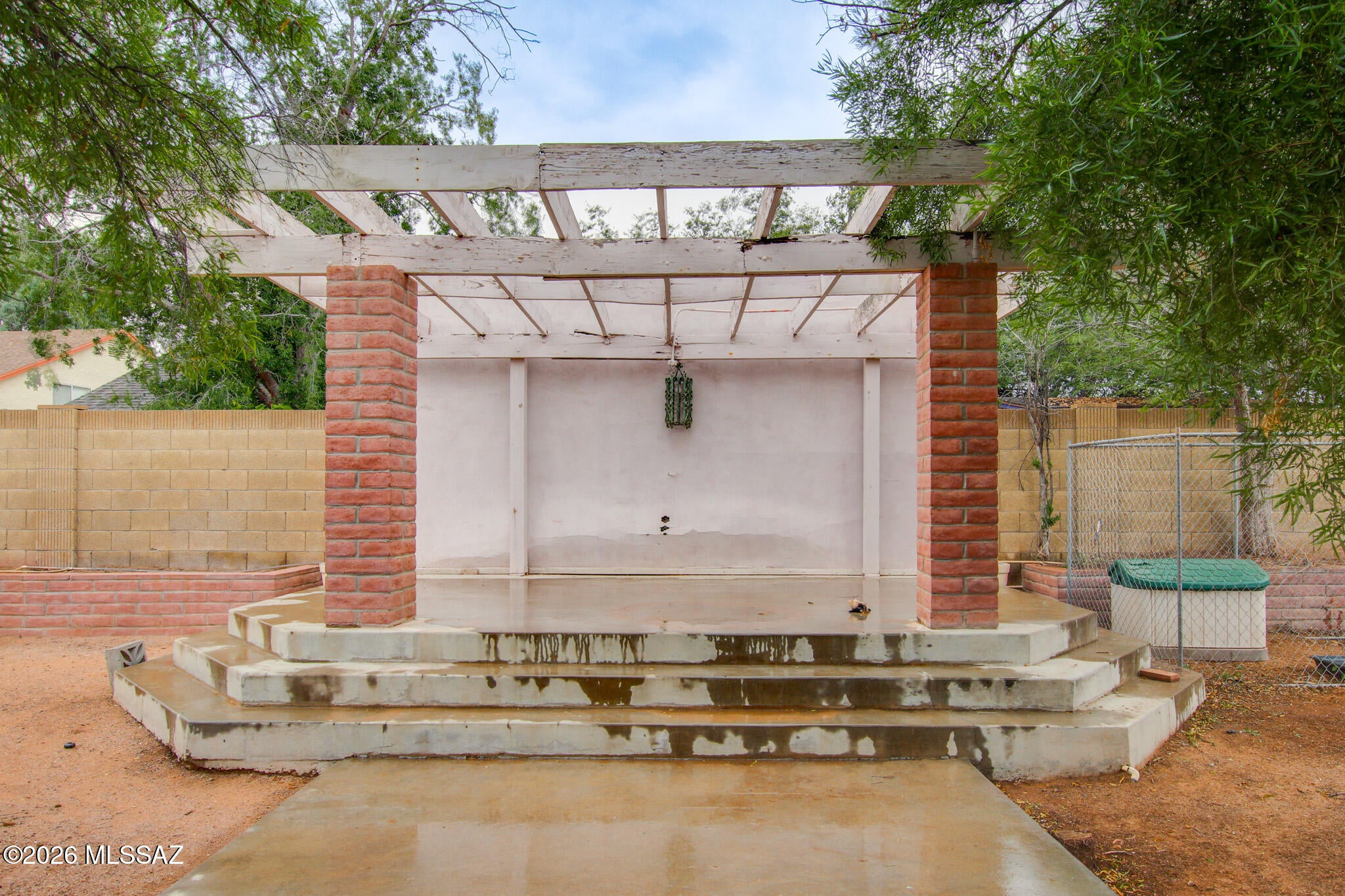Mission West (1-370) - Residential