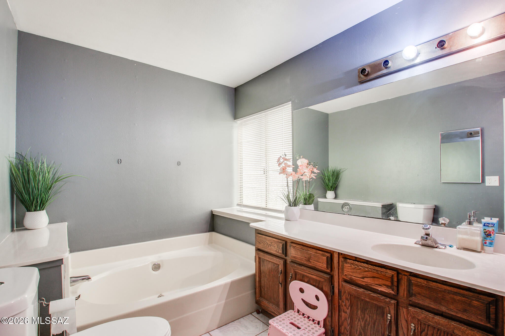 Mission West (1-370) - Residential