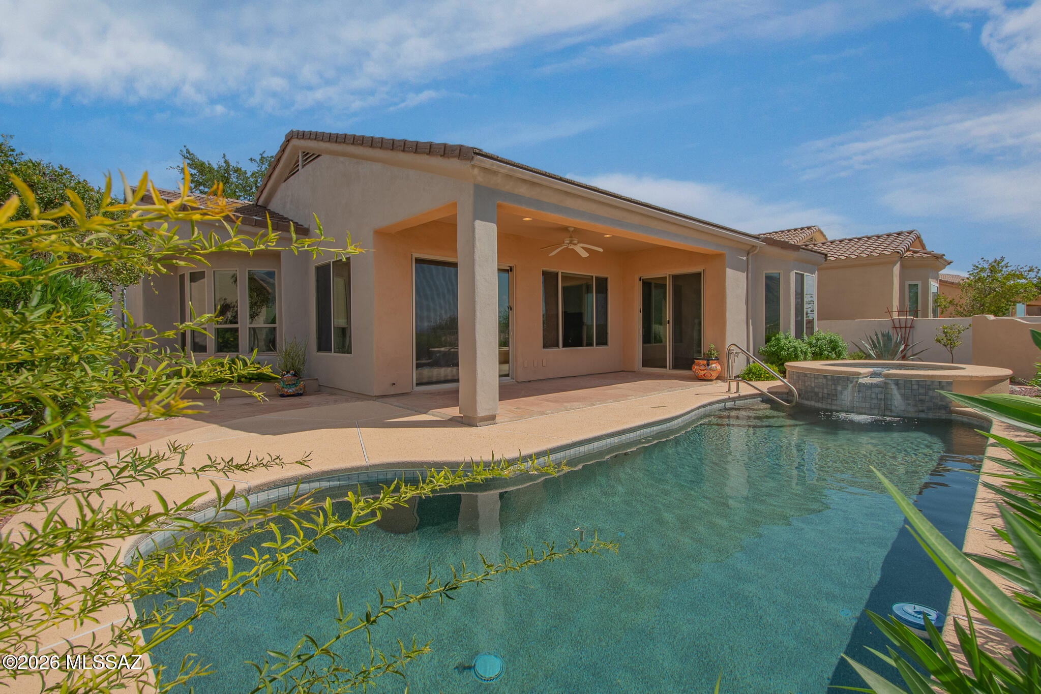 Sabino Mountain (1-290) - Residential