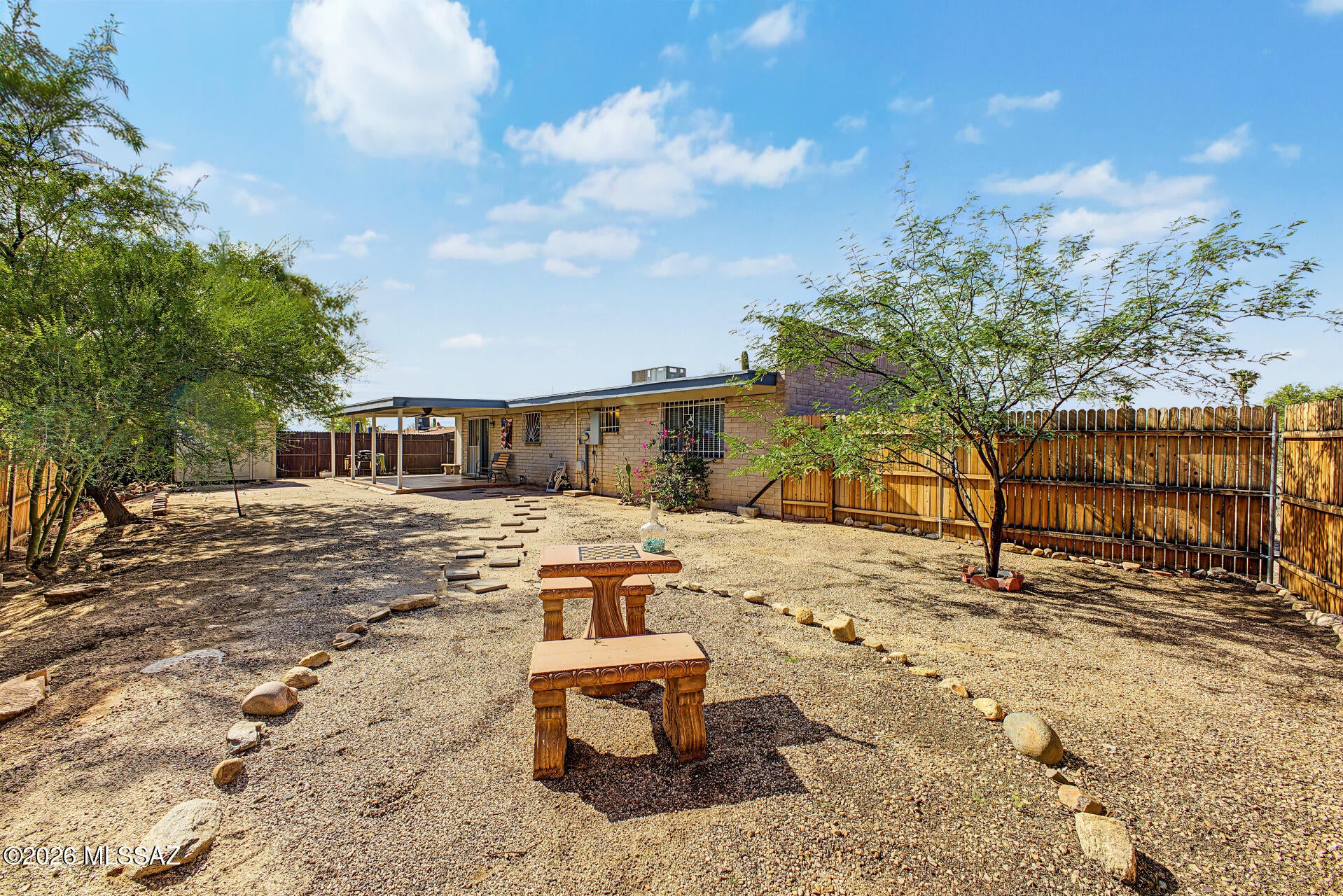 Casas Adobes Park (94-194) - Residential